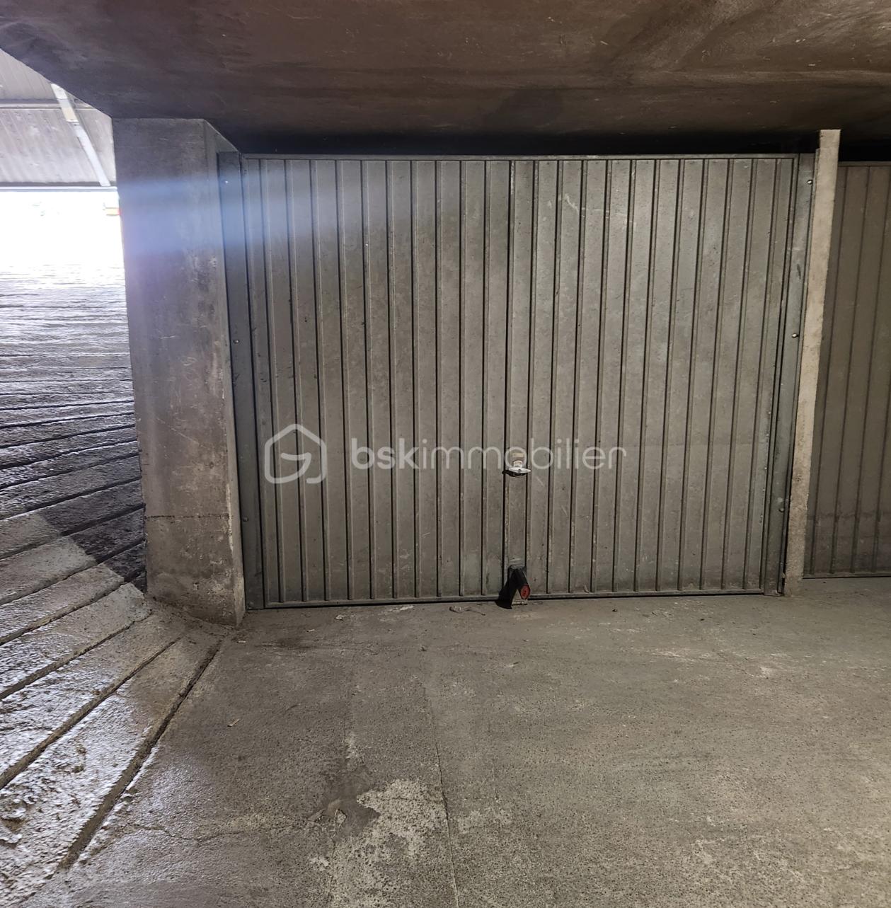 Parking de 12 m² - Capture d’écran 2025-11-27 à 19.50.14.png