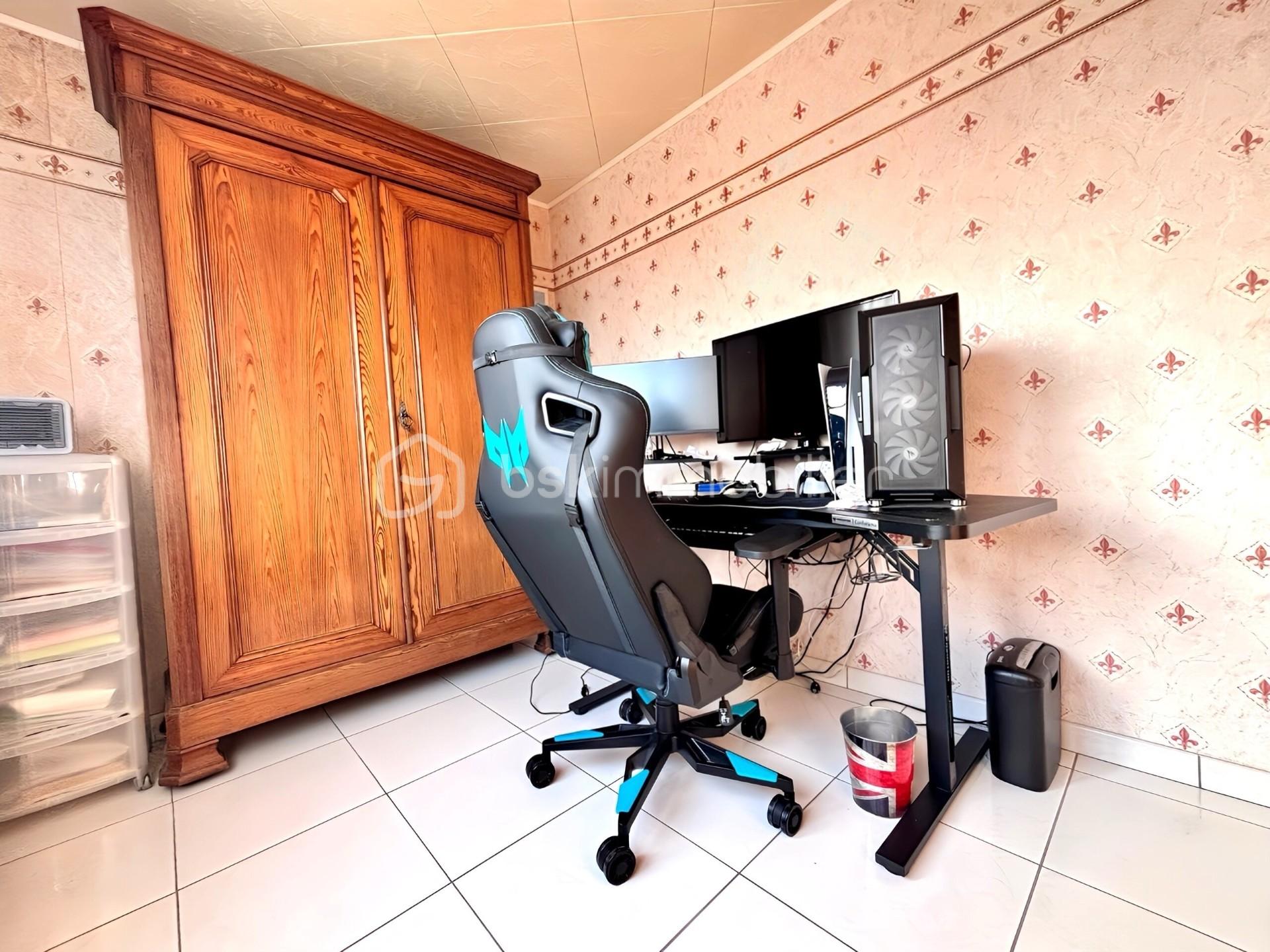 Maison de 101 m² - ad06b9d0-2cf2-45a1-b463-9171785473b2.jpg