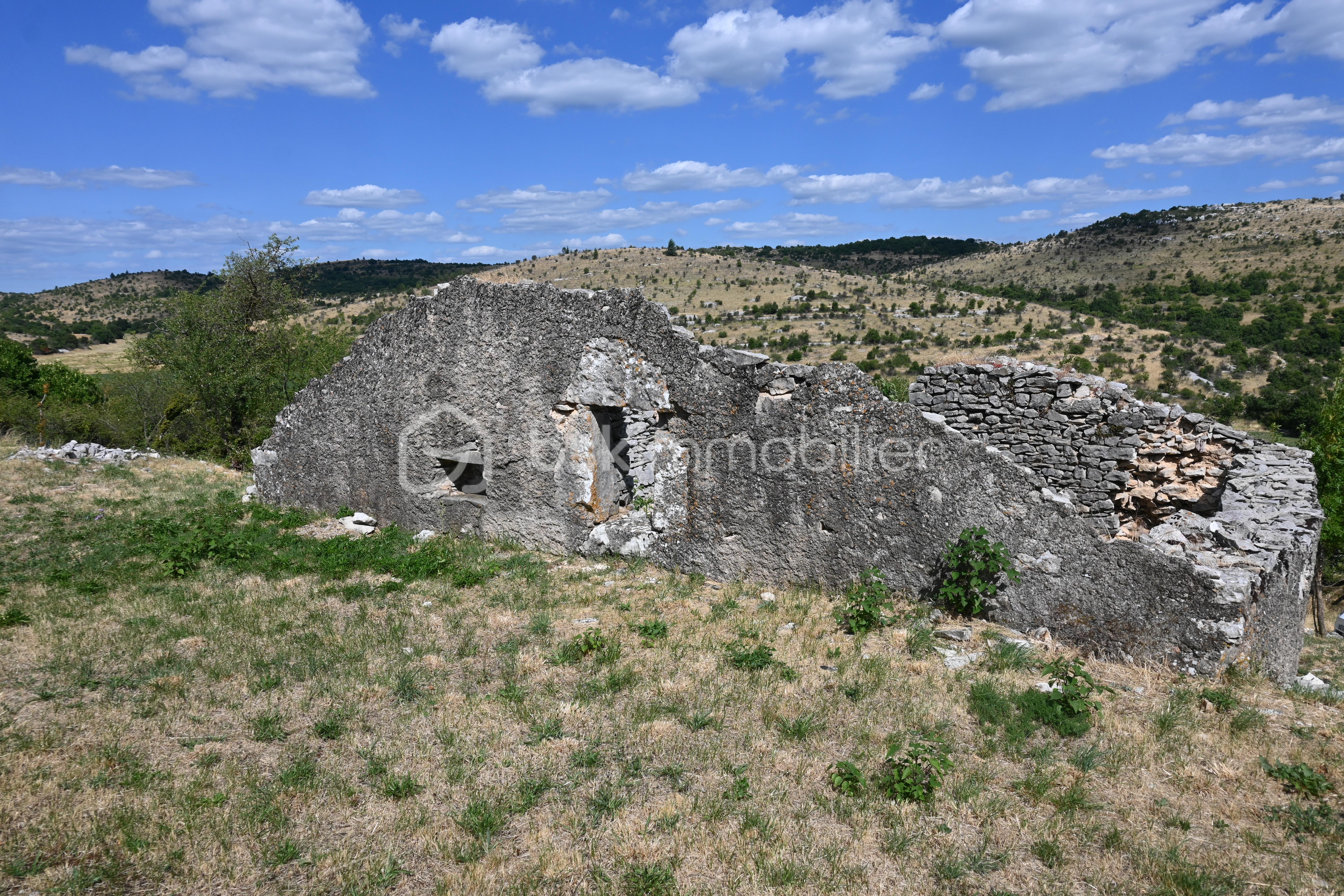 Terrain de 1 200 m² - 12.JPG