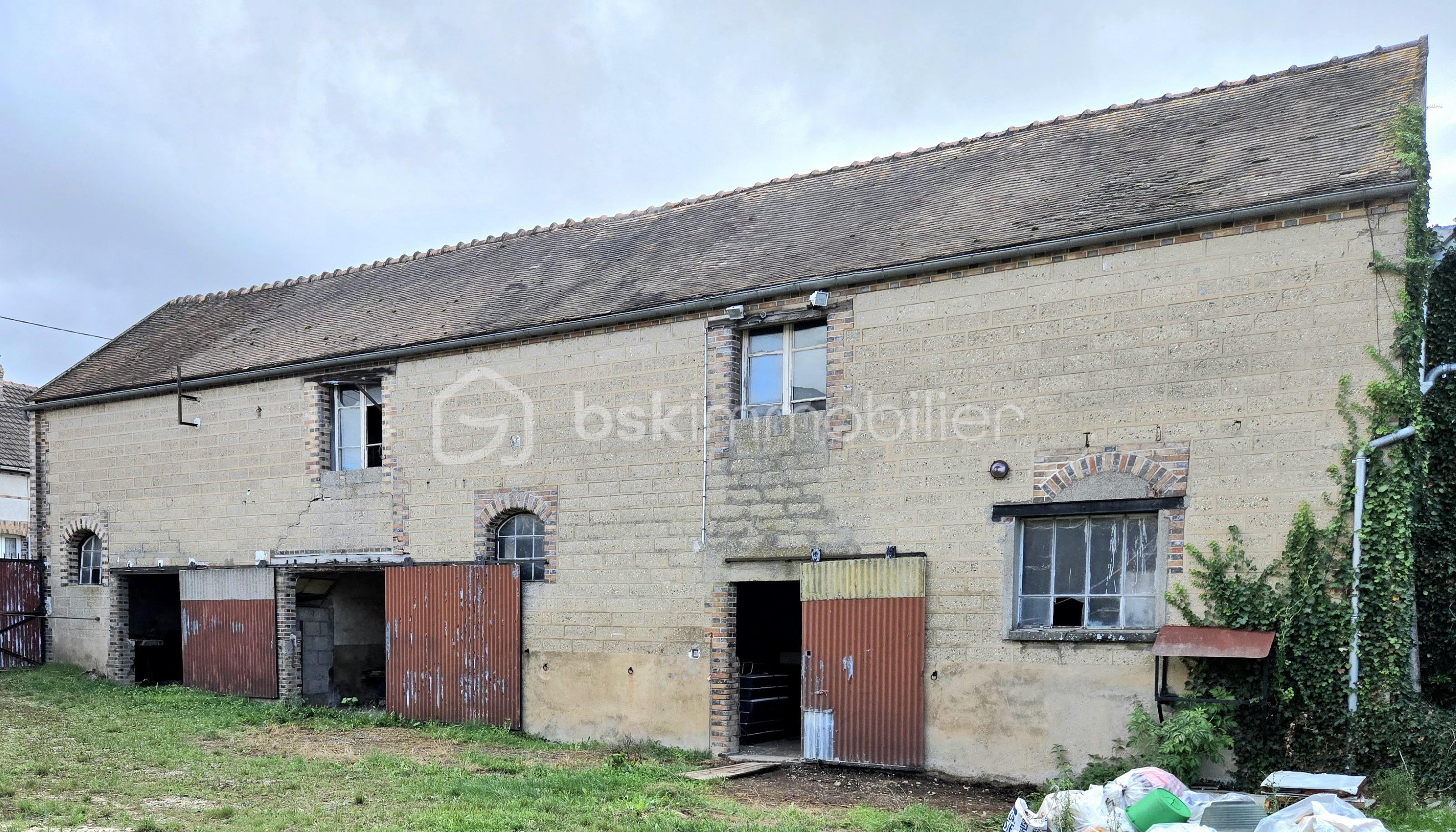 Grange de 250 m² - 20250901_111109.jpg