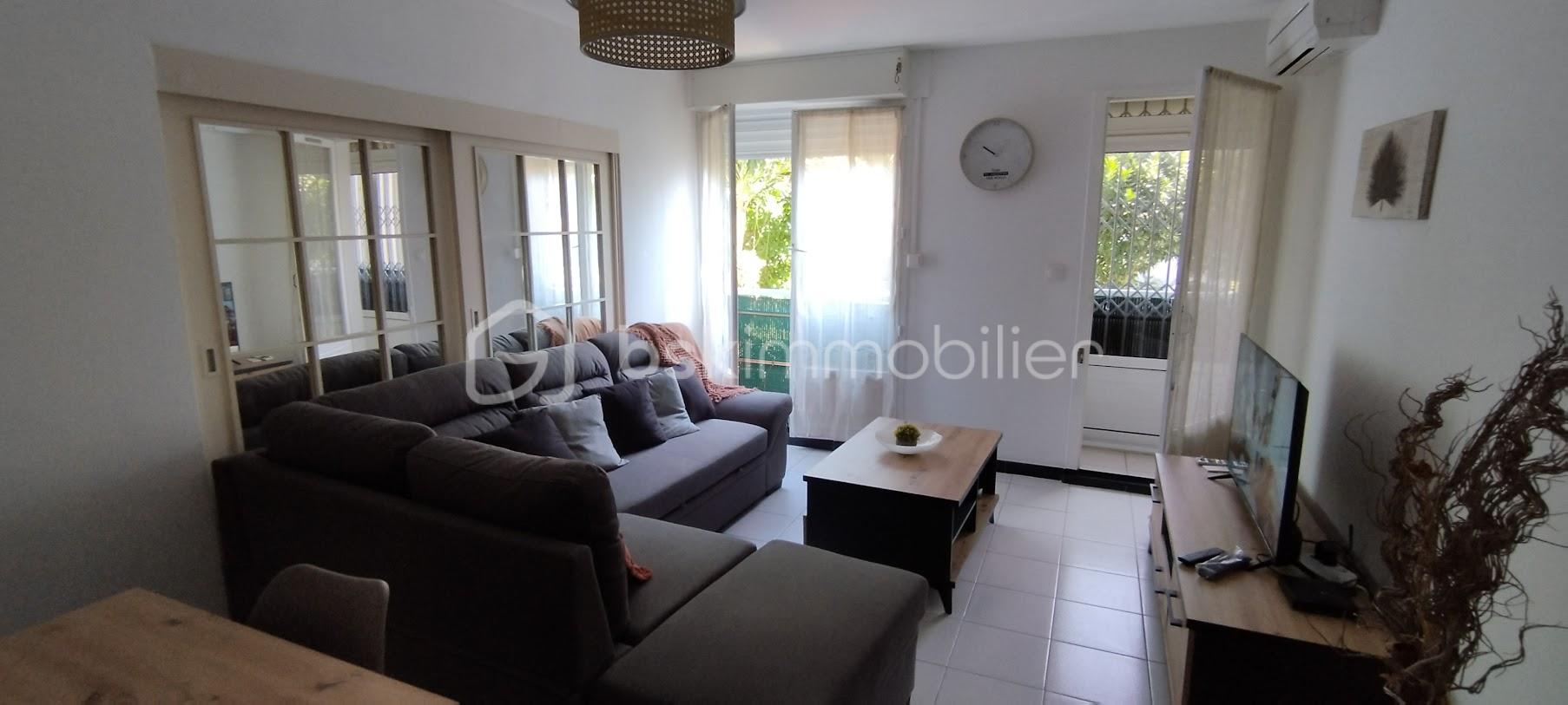 Appartement de 72,85 m² - Séjour 3.jpg