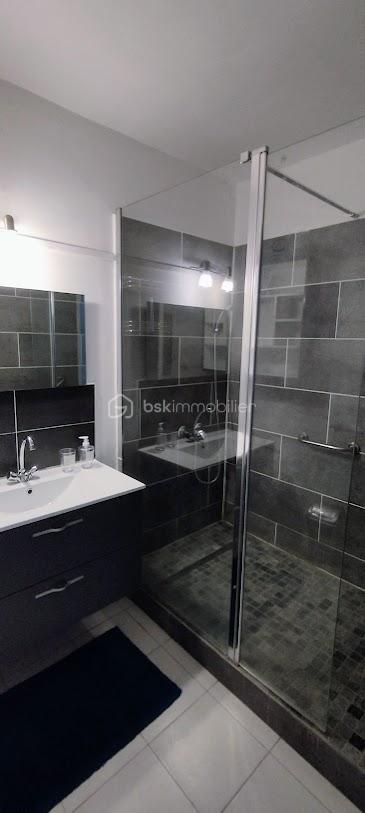 Appartement de 72,85 m² - Sdb.jpg