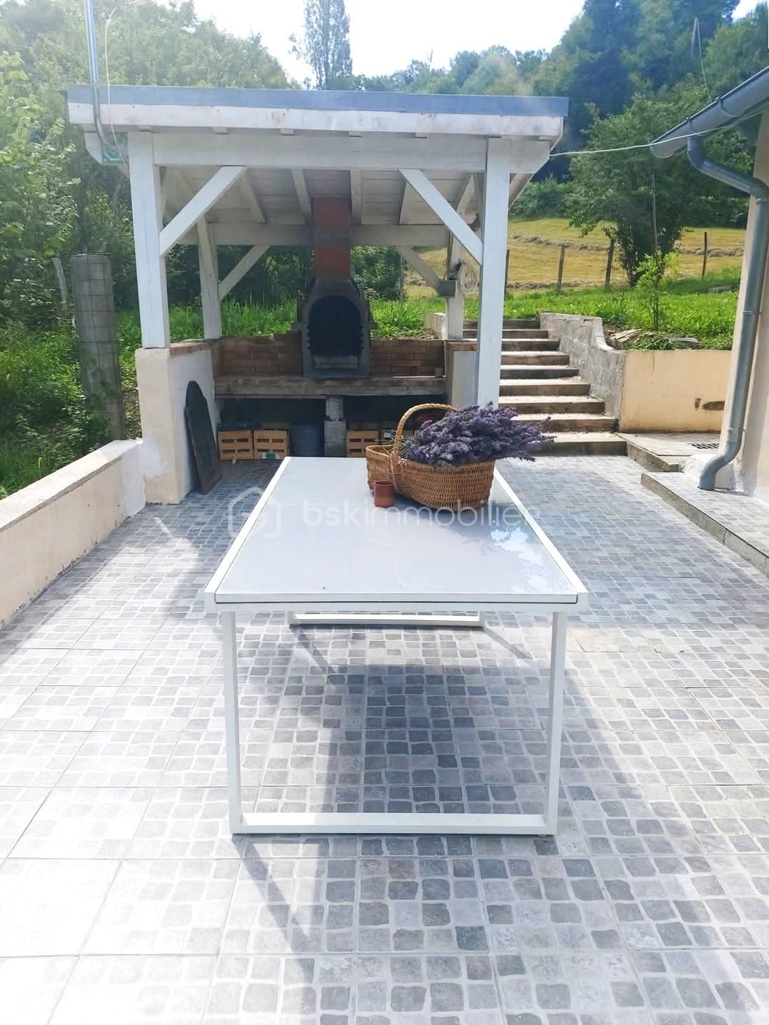 Bergerie de 185 m² - terrasse.jpg