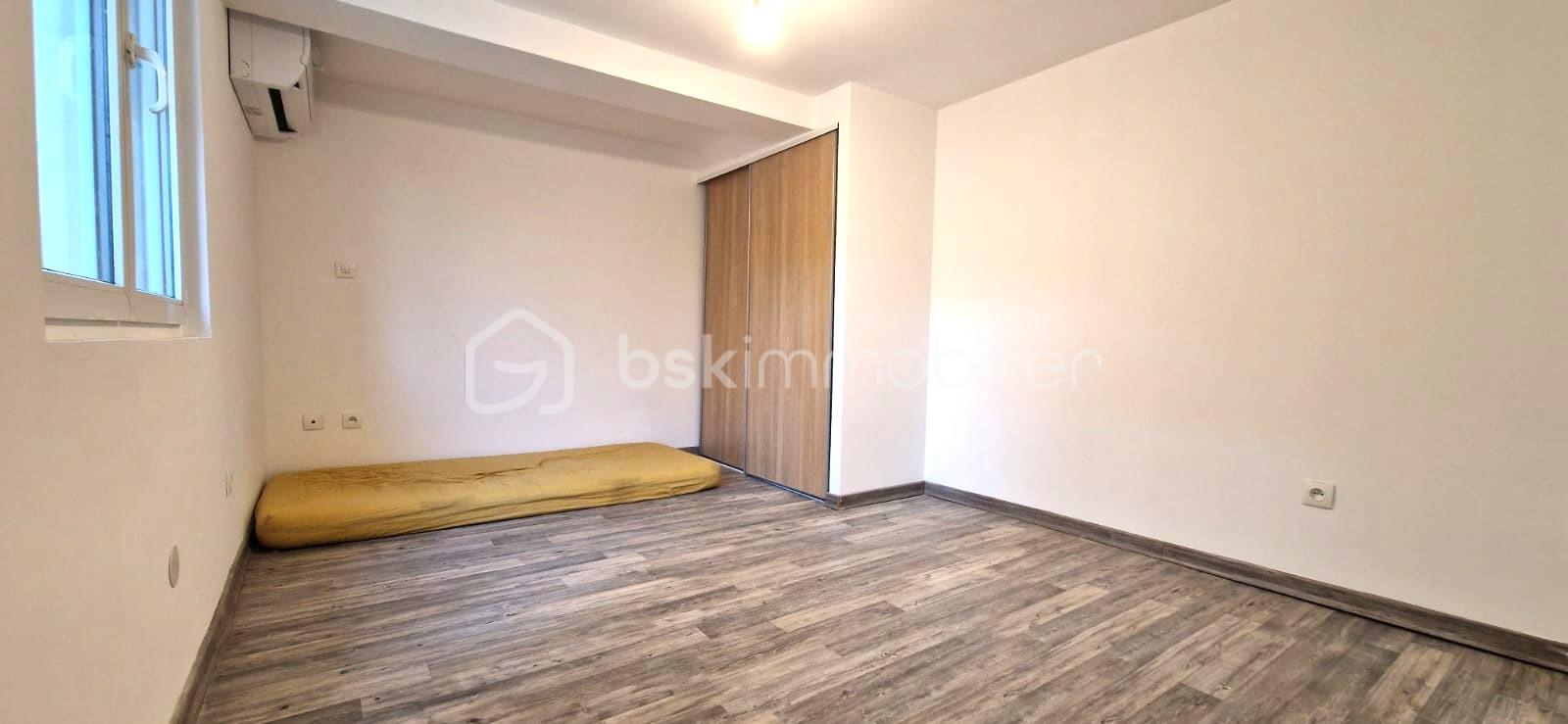 Maison de 194 m² - CHAMBRE 2 DU BAS.jpeg