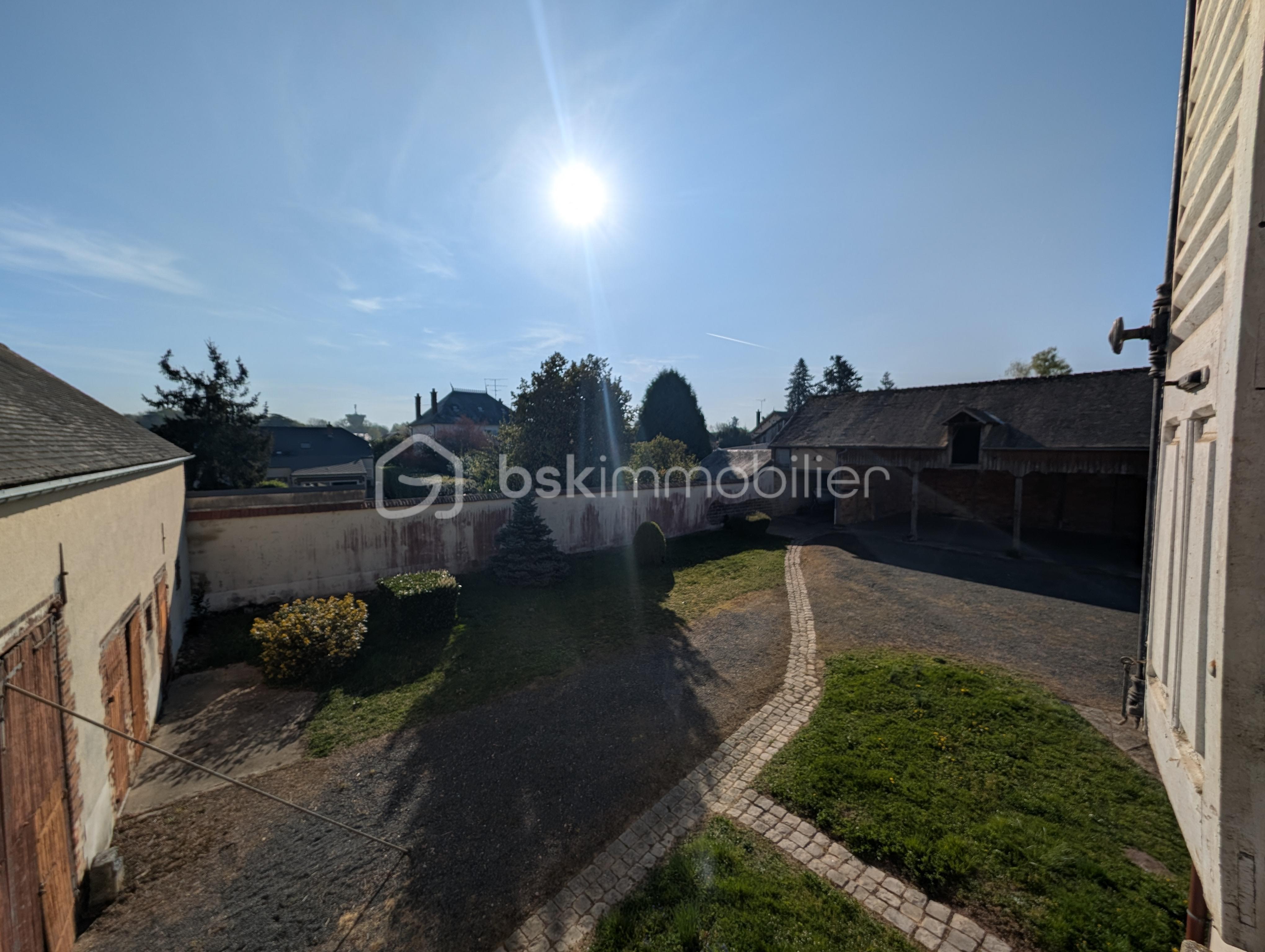 Maison de maitre de 150 m² - PXL_20250410_075315641.jpg