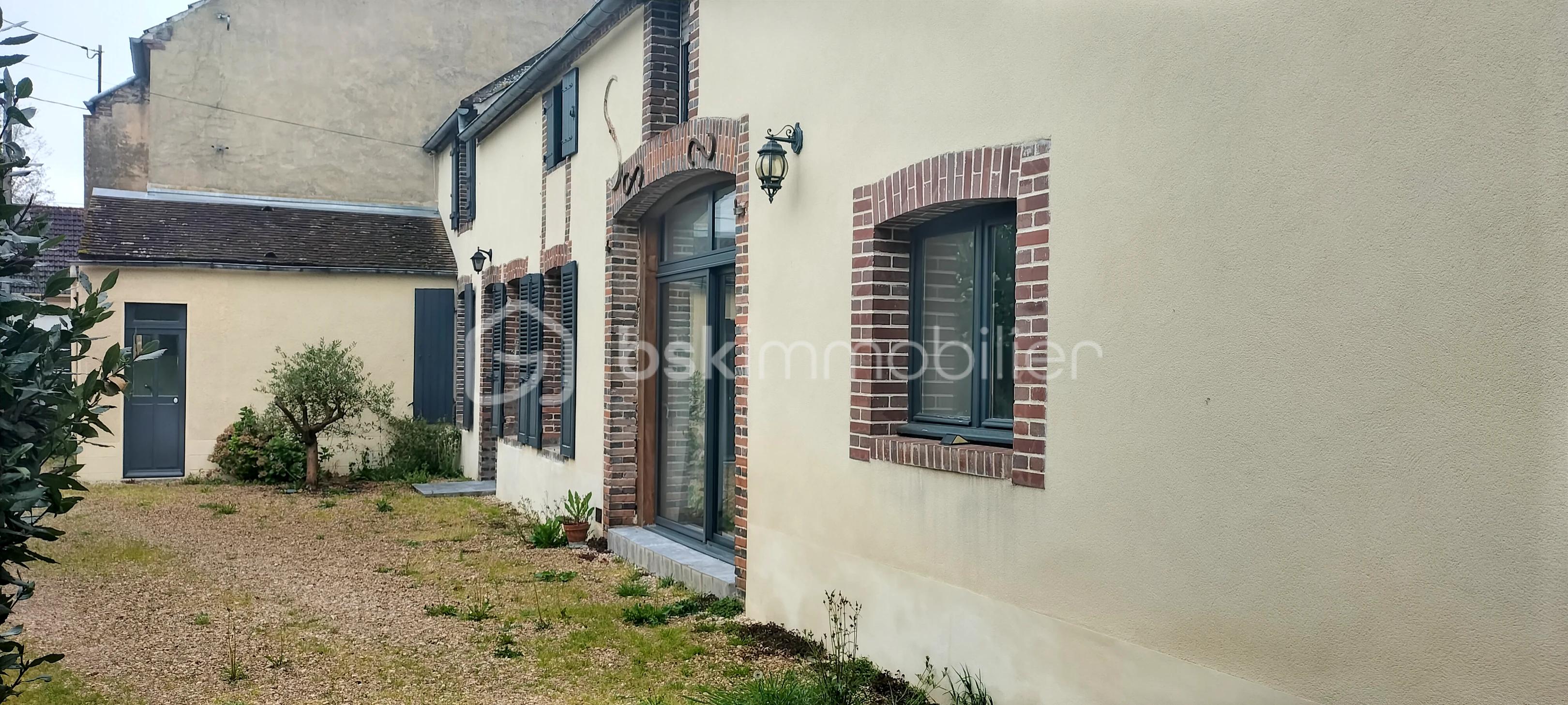 Maison ancienne de 195 m²