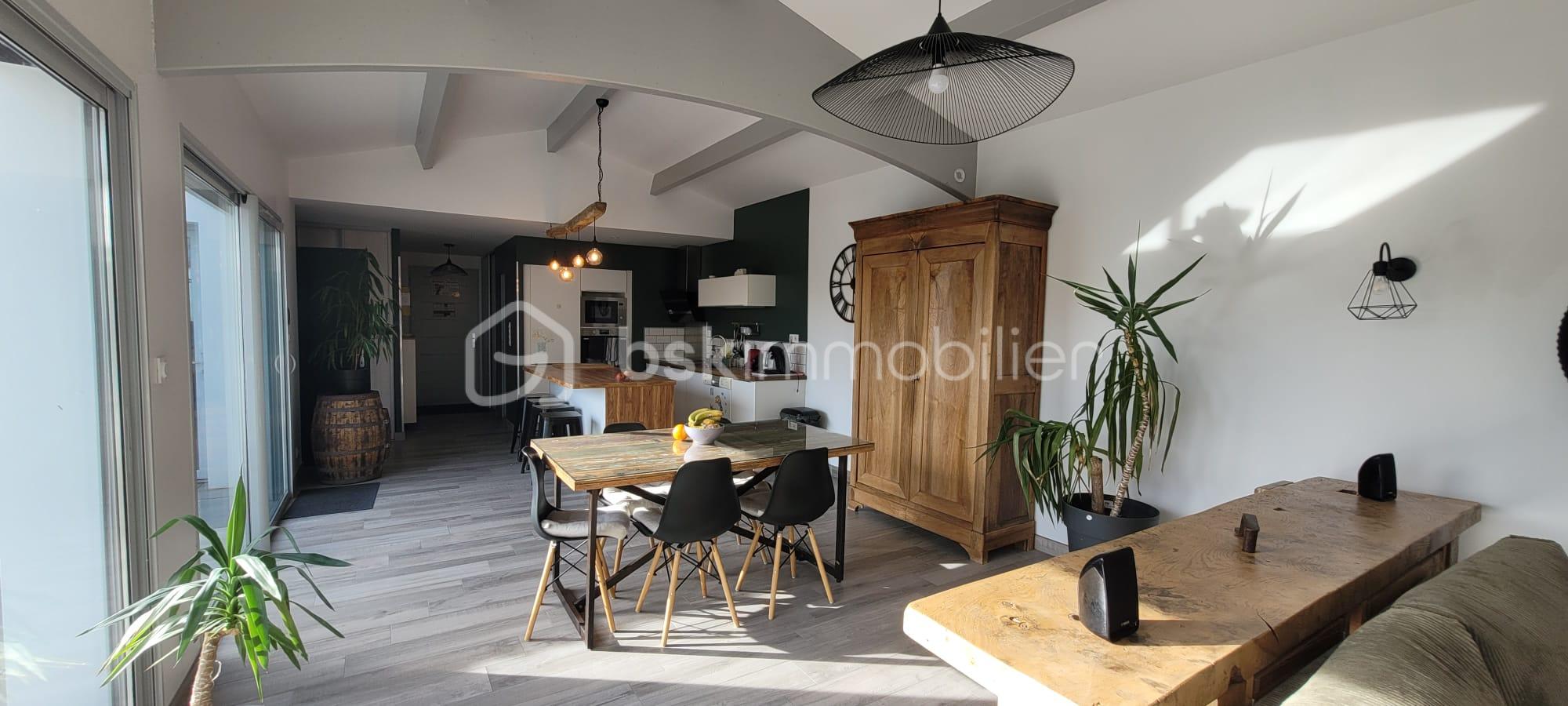 Maison de 150 m² - MORNAC 4.jpeg