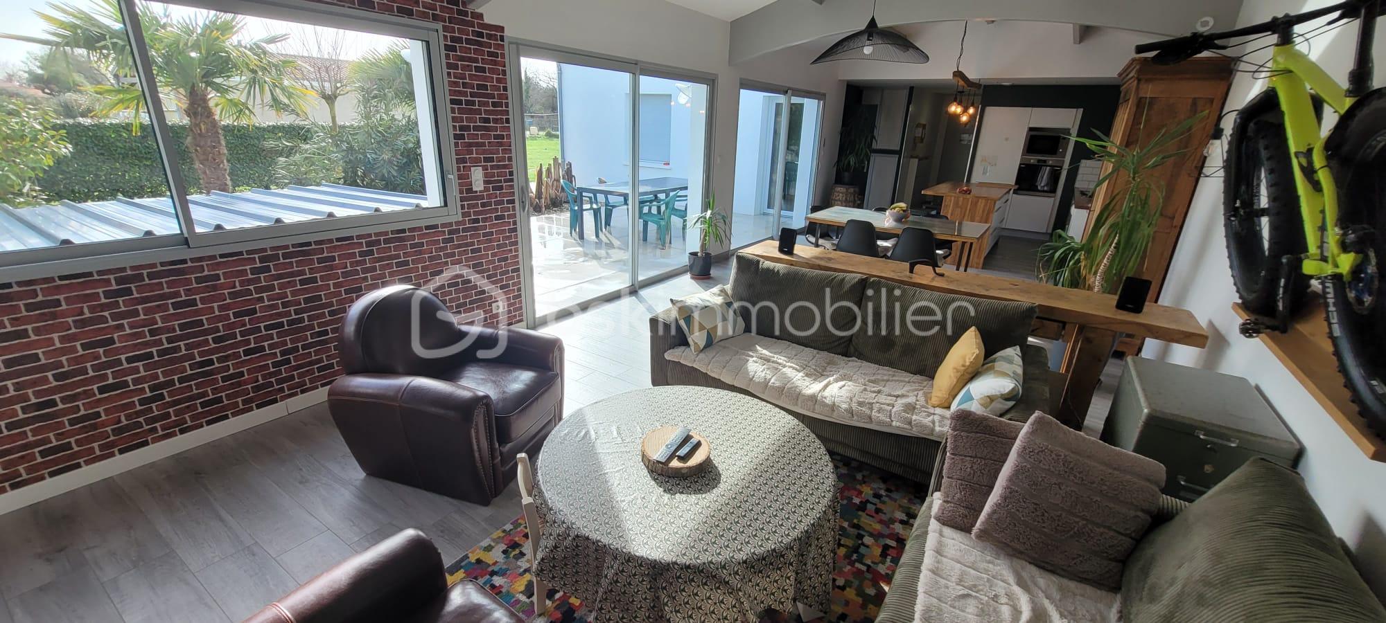 Maison de 150 m² - MORNAC 1.jpeg