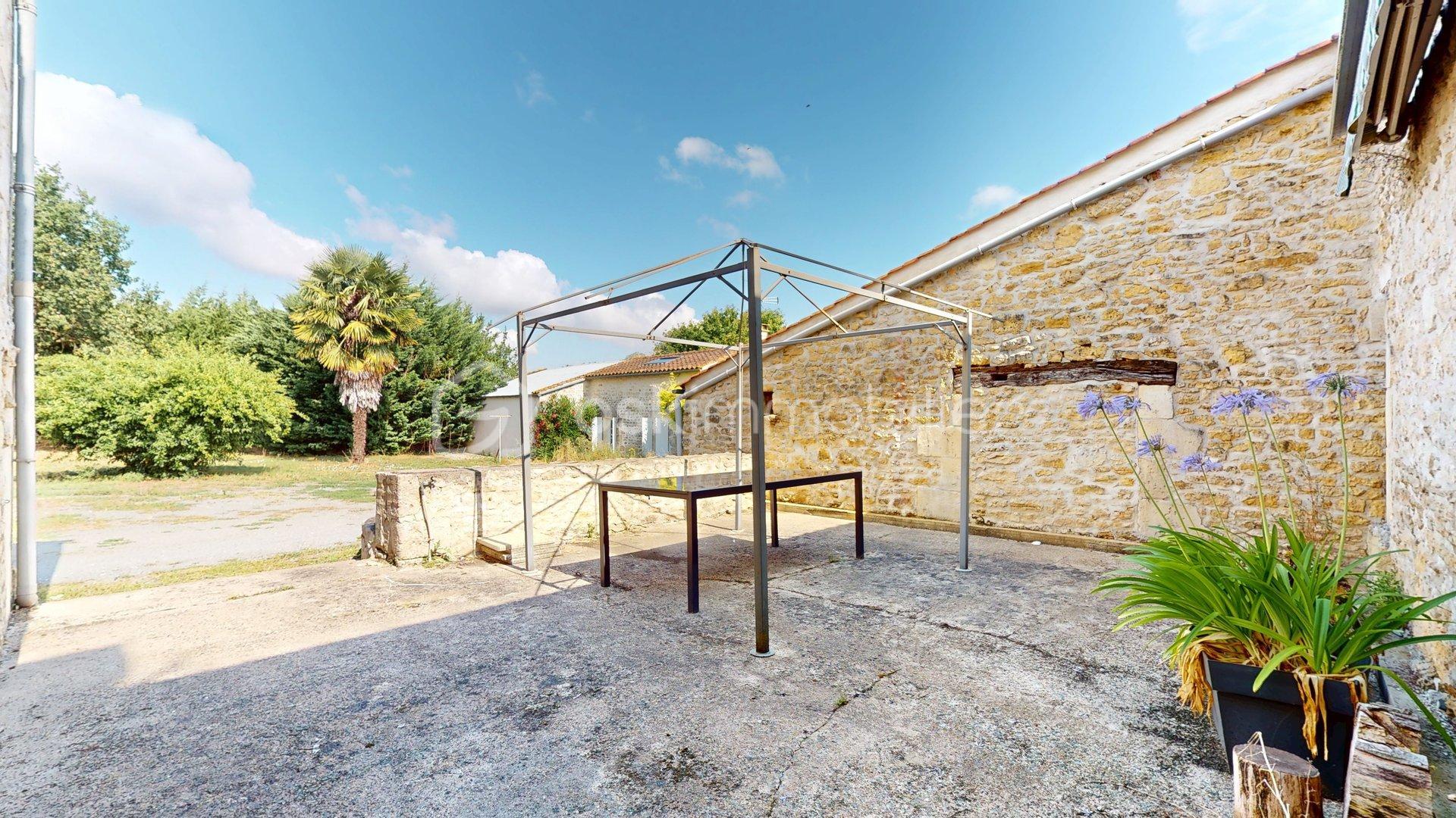 Maison de 142 m² - 8-Rue-Des-Sables-17350-Saint-Savinien-07282025_093750.jpg