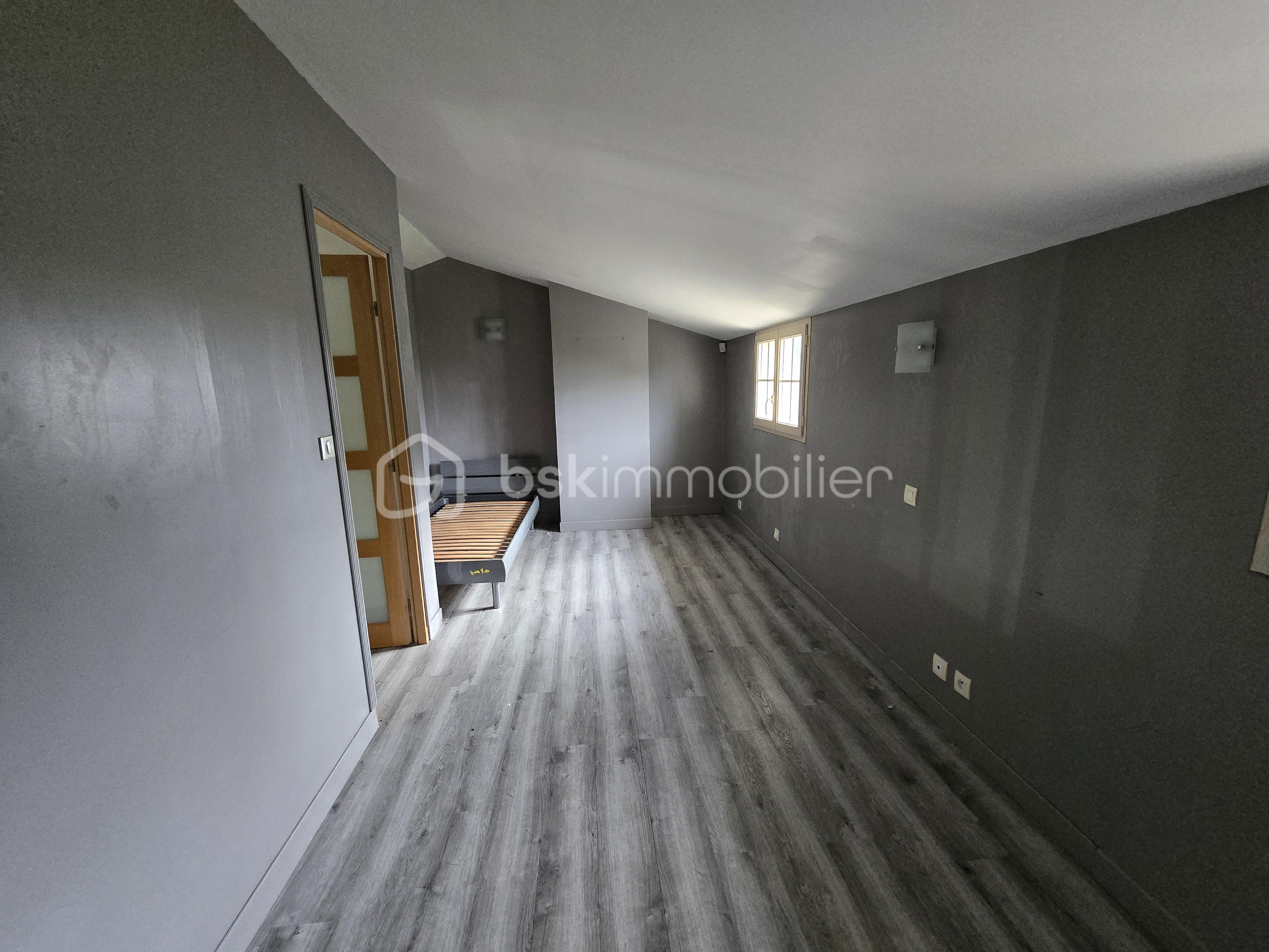 Maison traditionnelle de 183 m² - 20260126_151740.jpg