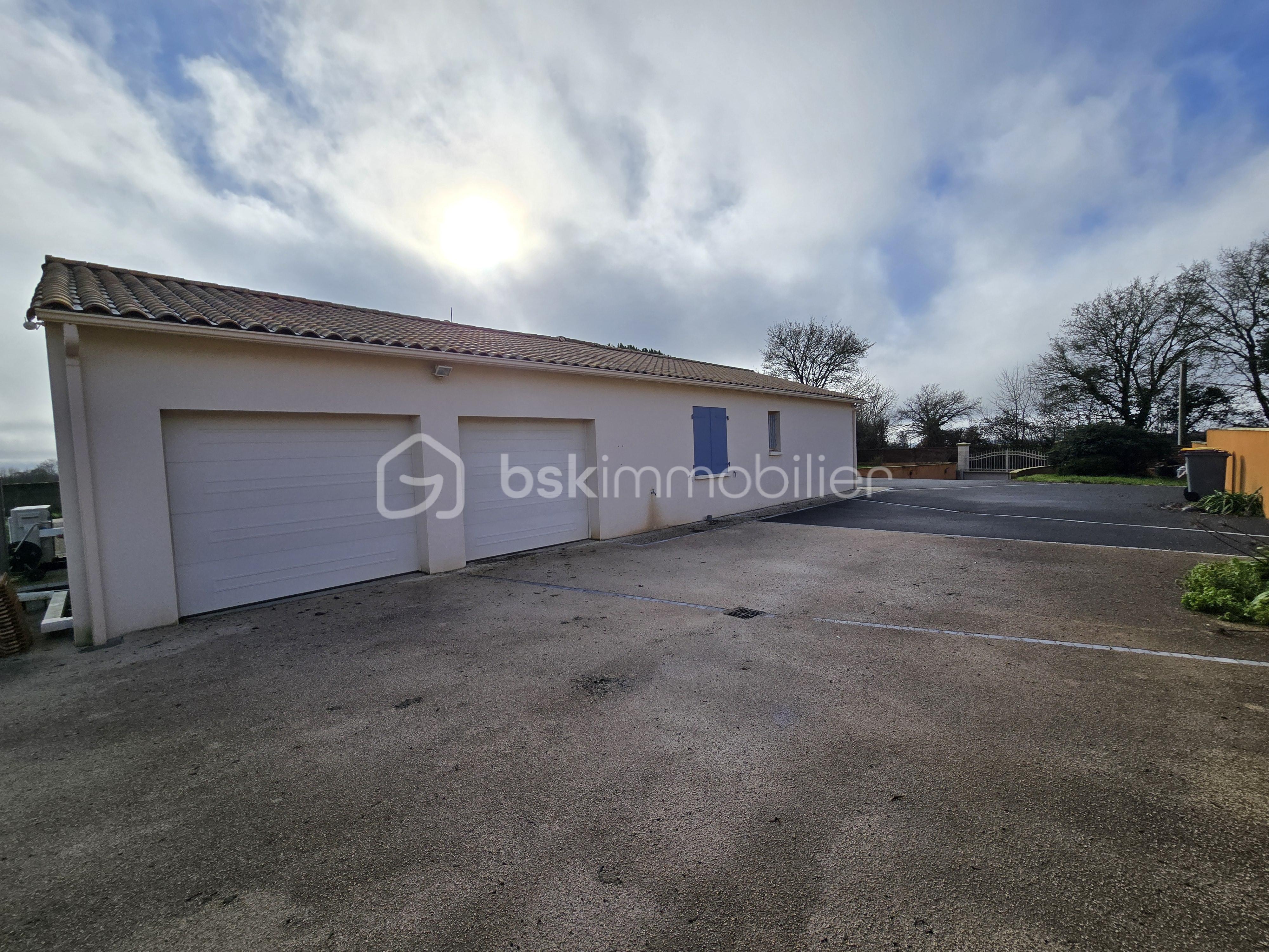 Maison traditionnelle de 183 m² - 20260120_115502.jpg