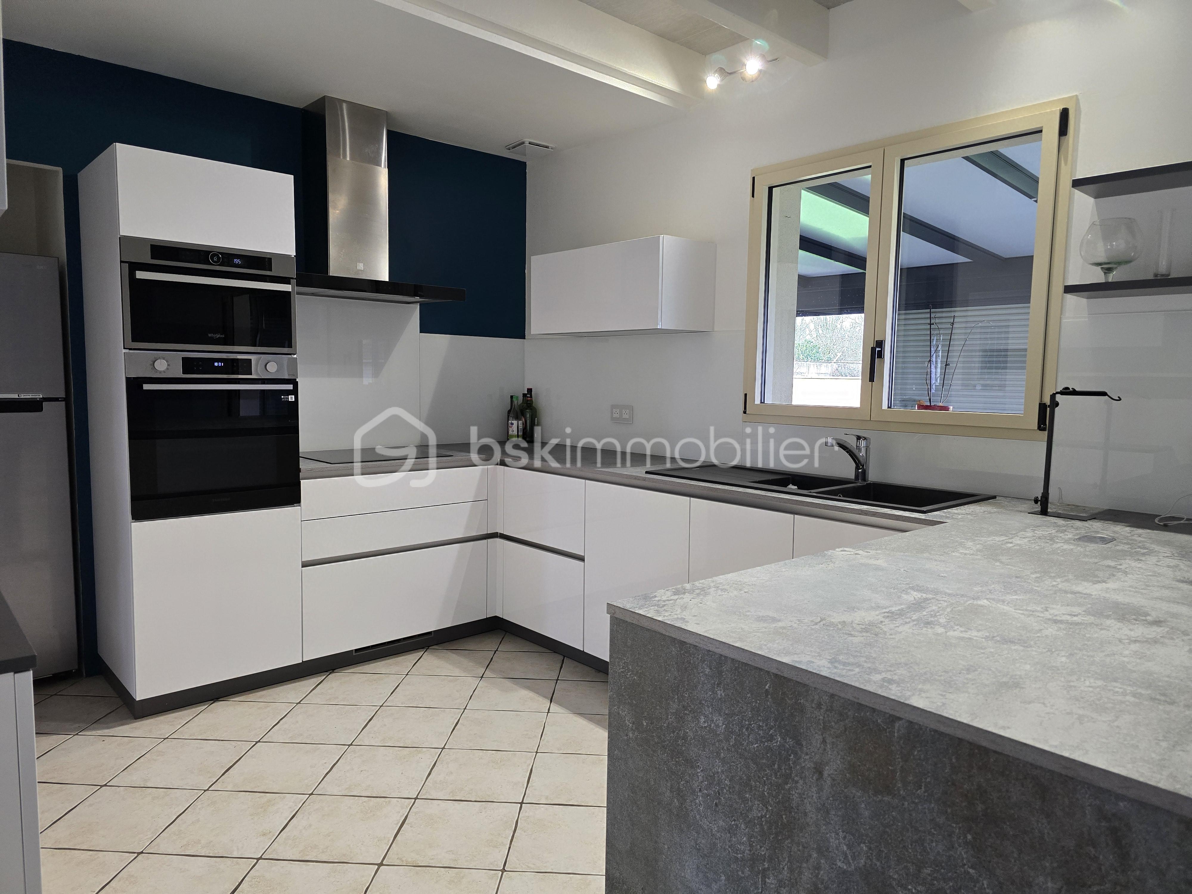 Maison traditionnelle de 183 m² - 20260126_150312.jpg