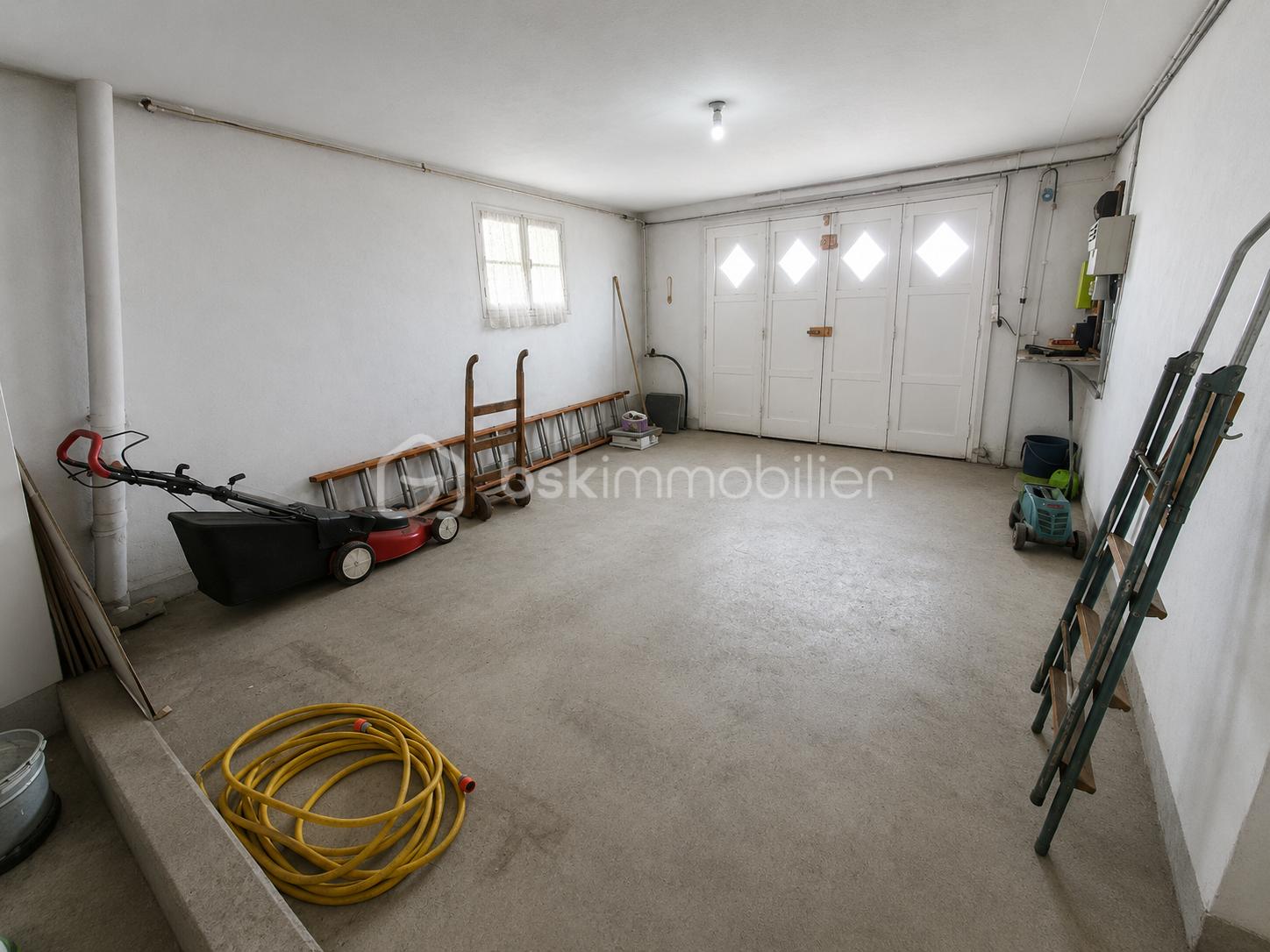 garage.png