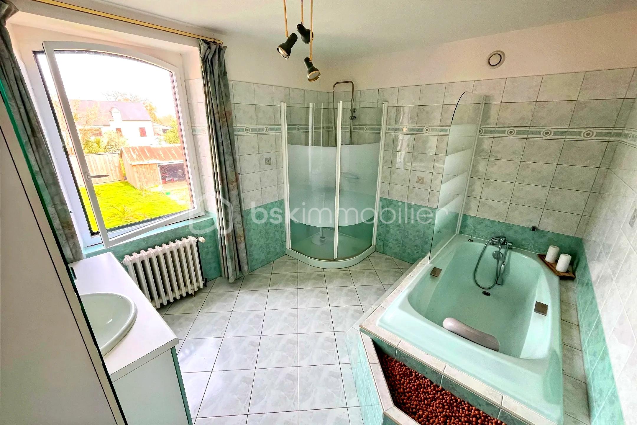 Maison de 273 m² - hoqi-fa033095ca0045a091c81e31cd1386cc.jpg