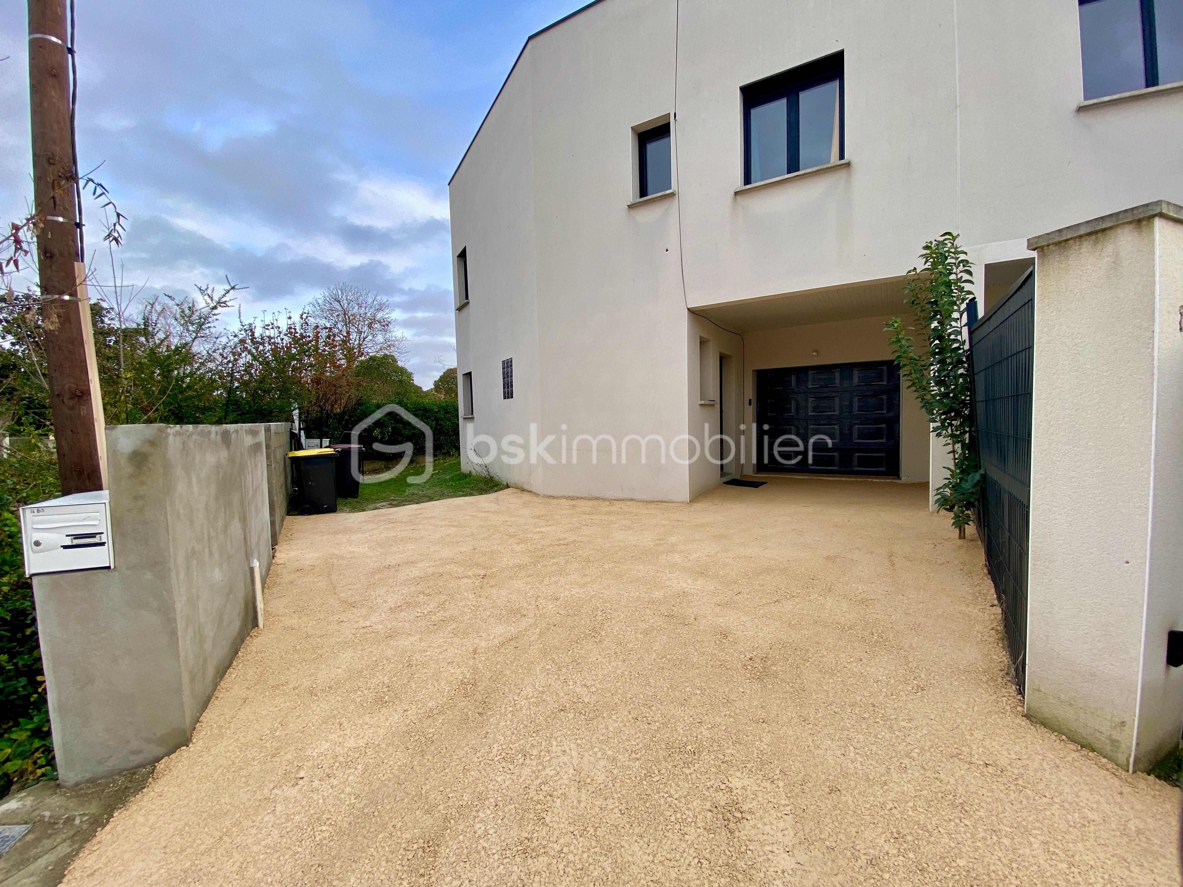 Maison de 105 m² - DJI_20231212_140422_903.jpeg