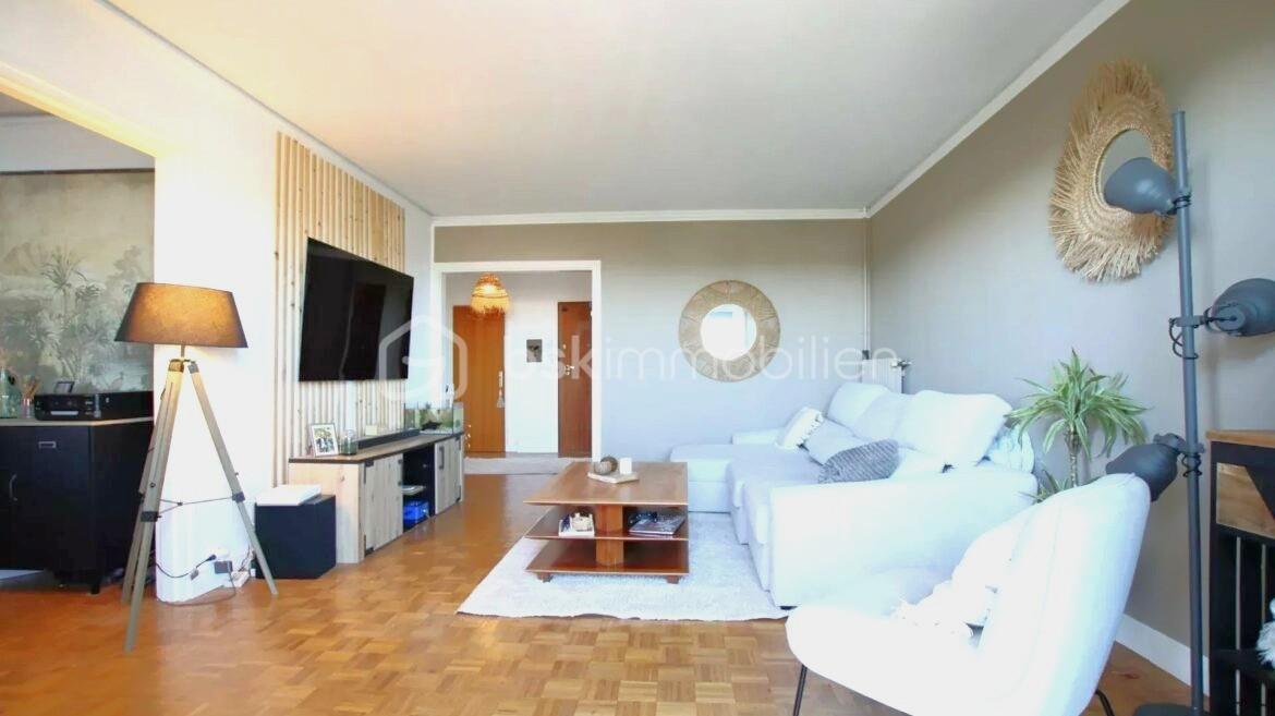 Appartement de 88 m² - sejour top 1 lea.jpg