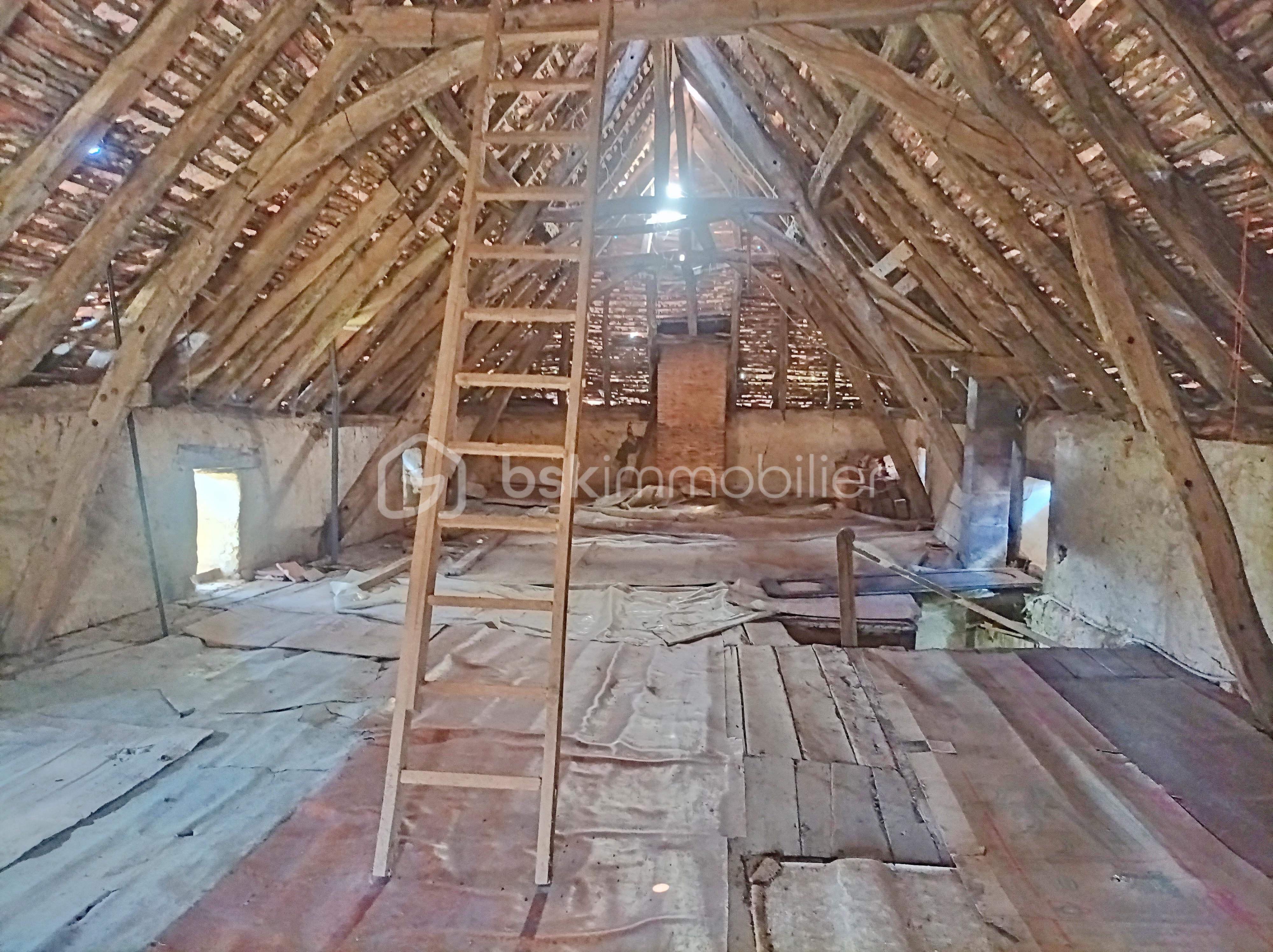 Maison de 125,50 m² - COMBLES.jpg