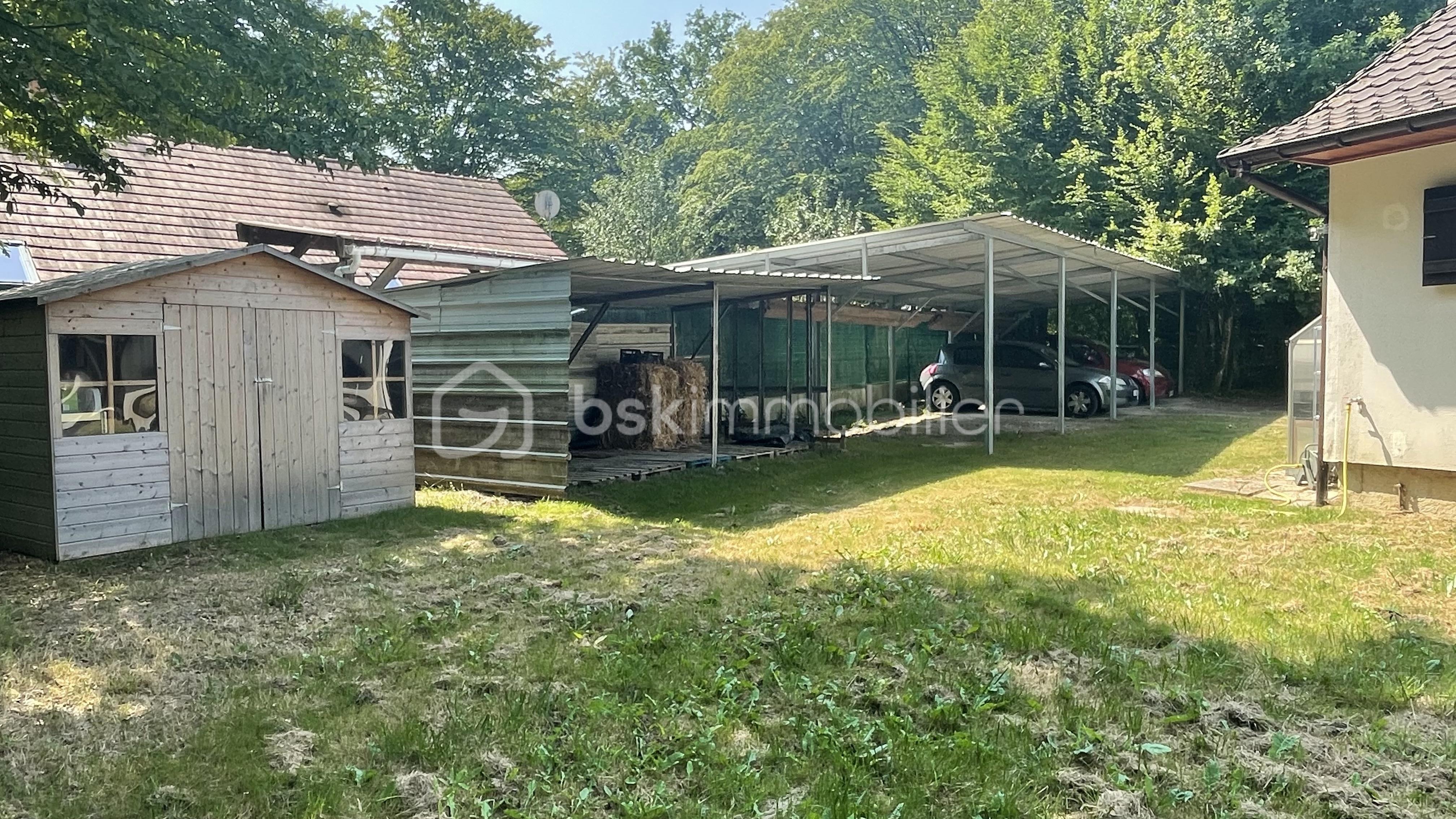Maison traditionnelle de 120 m² - ABRI VOITURE.jpg
