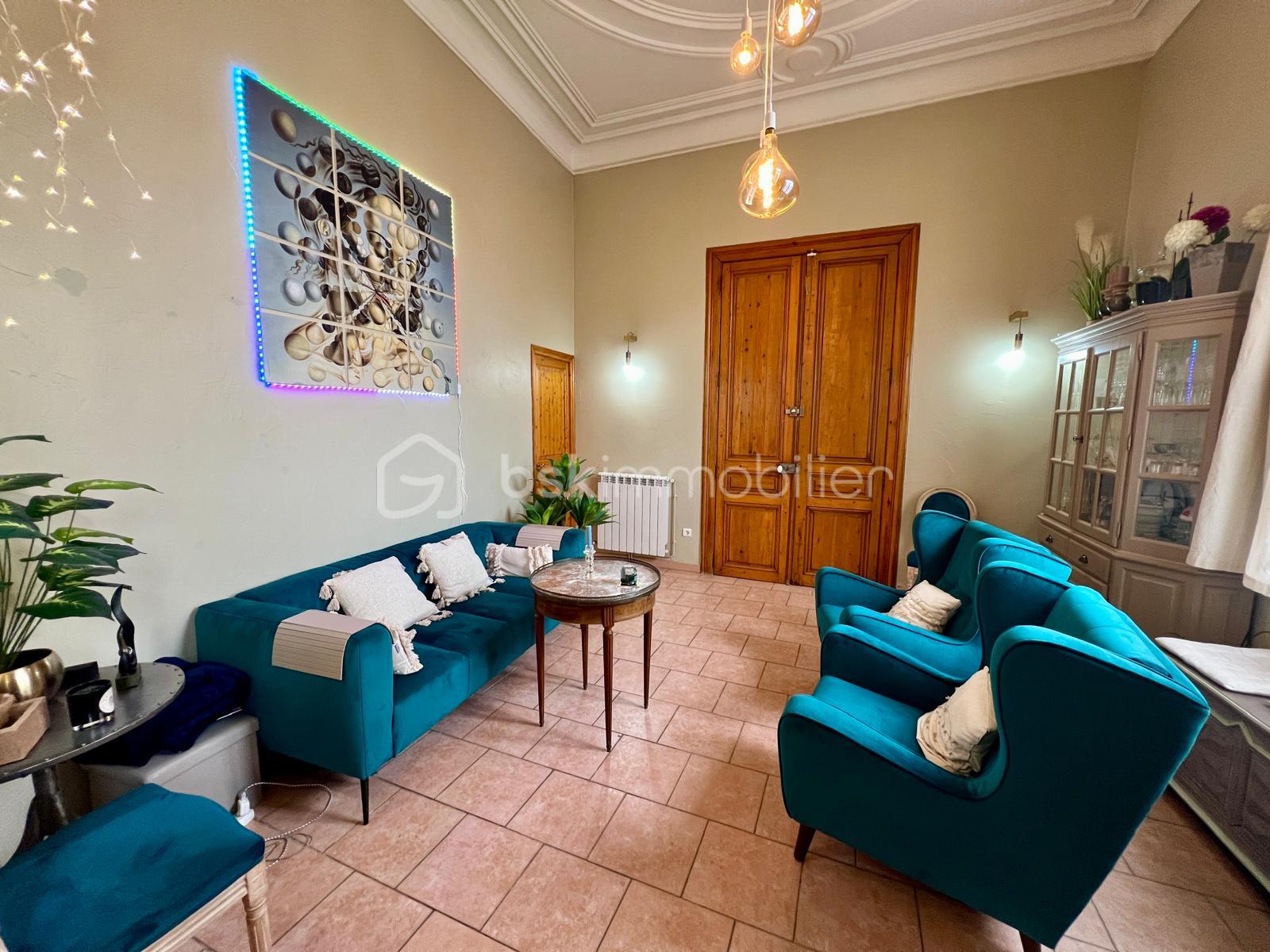 Maison de 263,06 m² - WhatsApp Image 2025-09-22 à 18.32.48_ff6710a2.jpg