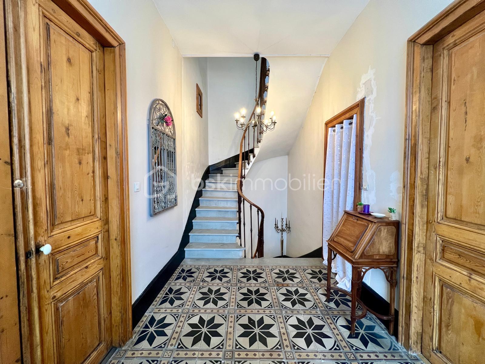 Maison de 263,06 m² - WhatsApp Image 2025-09-22 à 18.32.48_97b94aa6.jpg