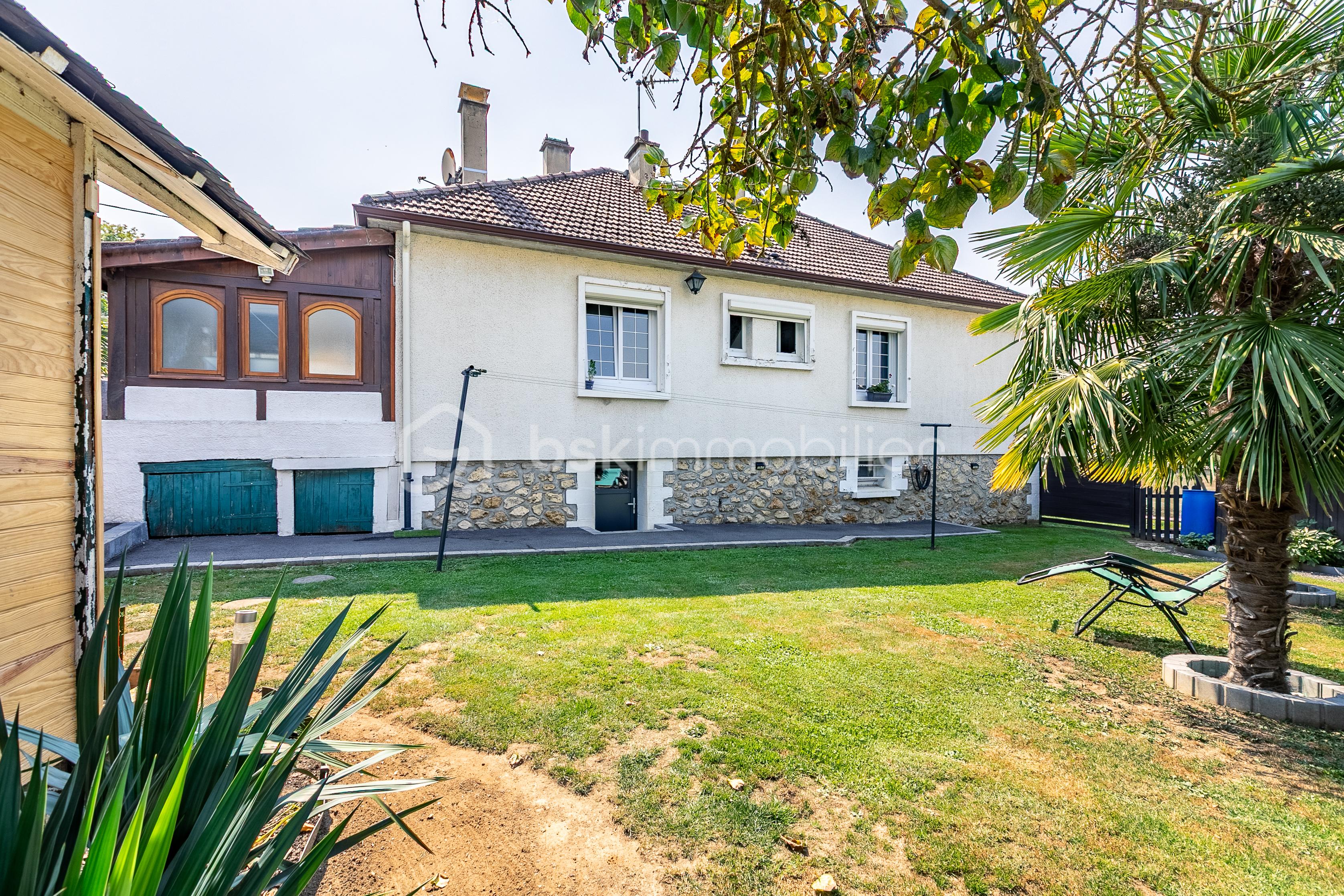 Maison de 100 m² - 9 - sans logo - non compressée.JPG