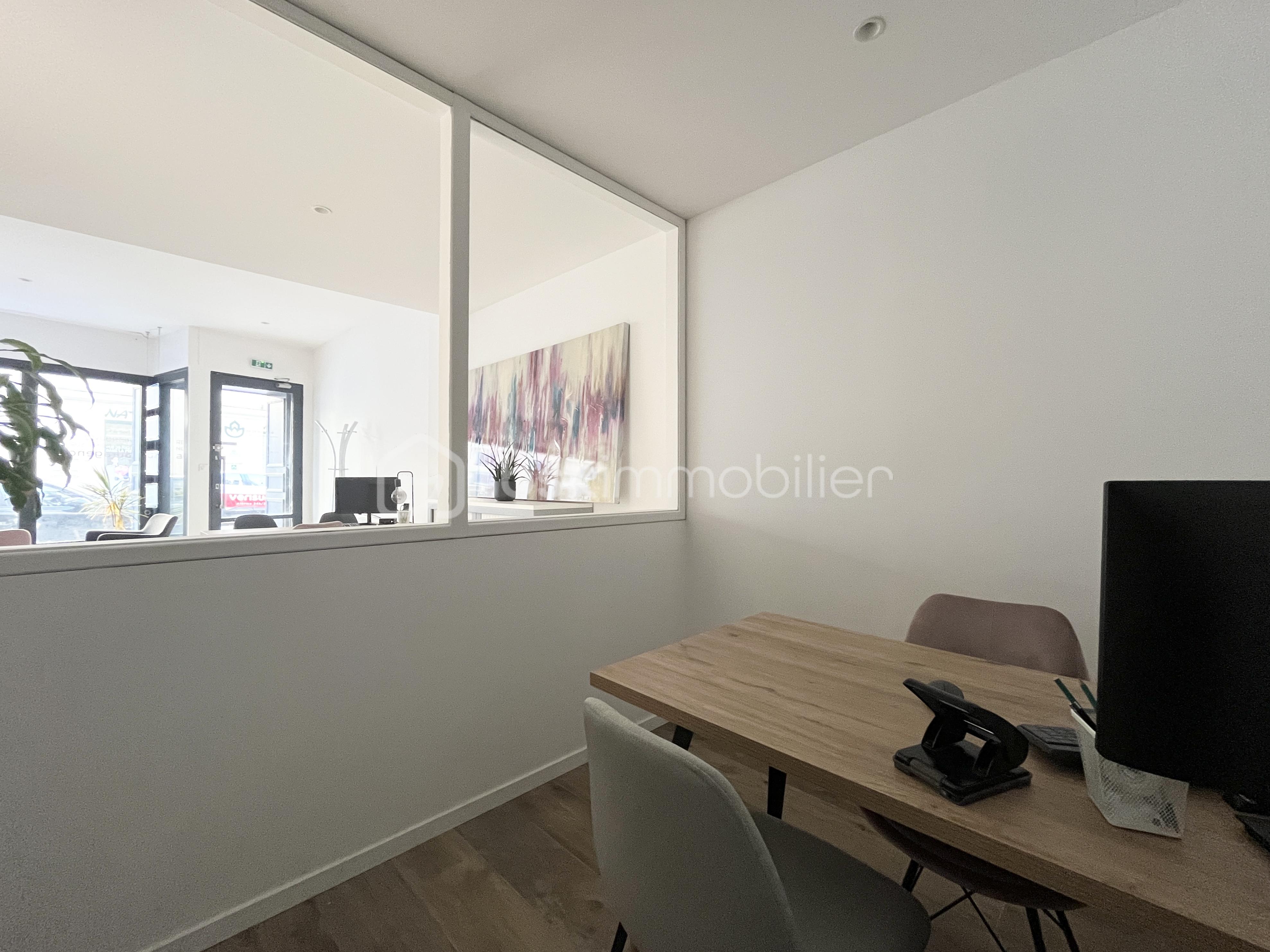 Immeuble mixte de 513,75 m² - IMG_7746 2.jpg