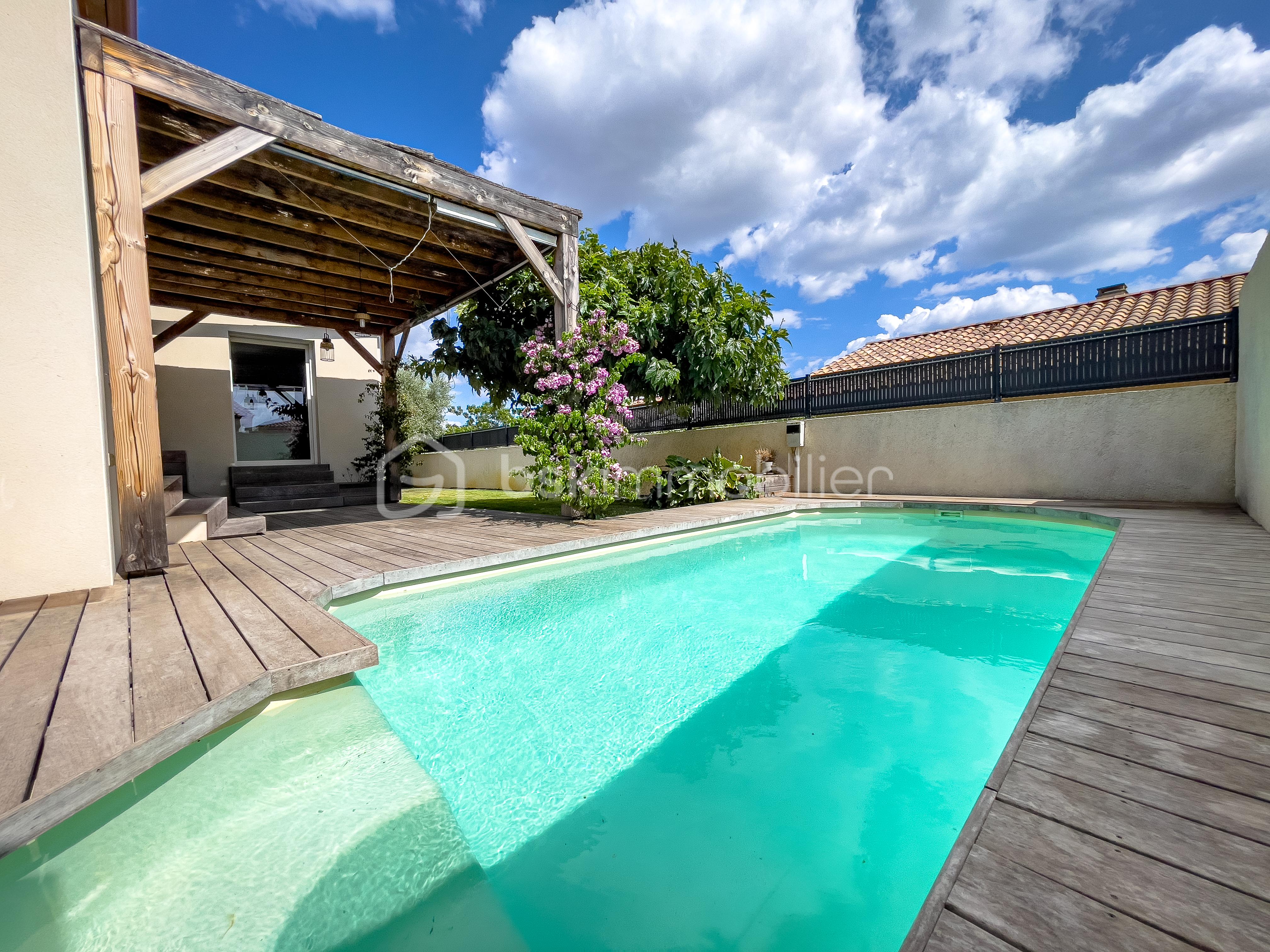 Villa de 150 m² - EXTERIEUR PISCINE BIS.jpg