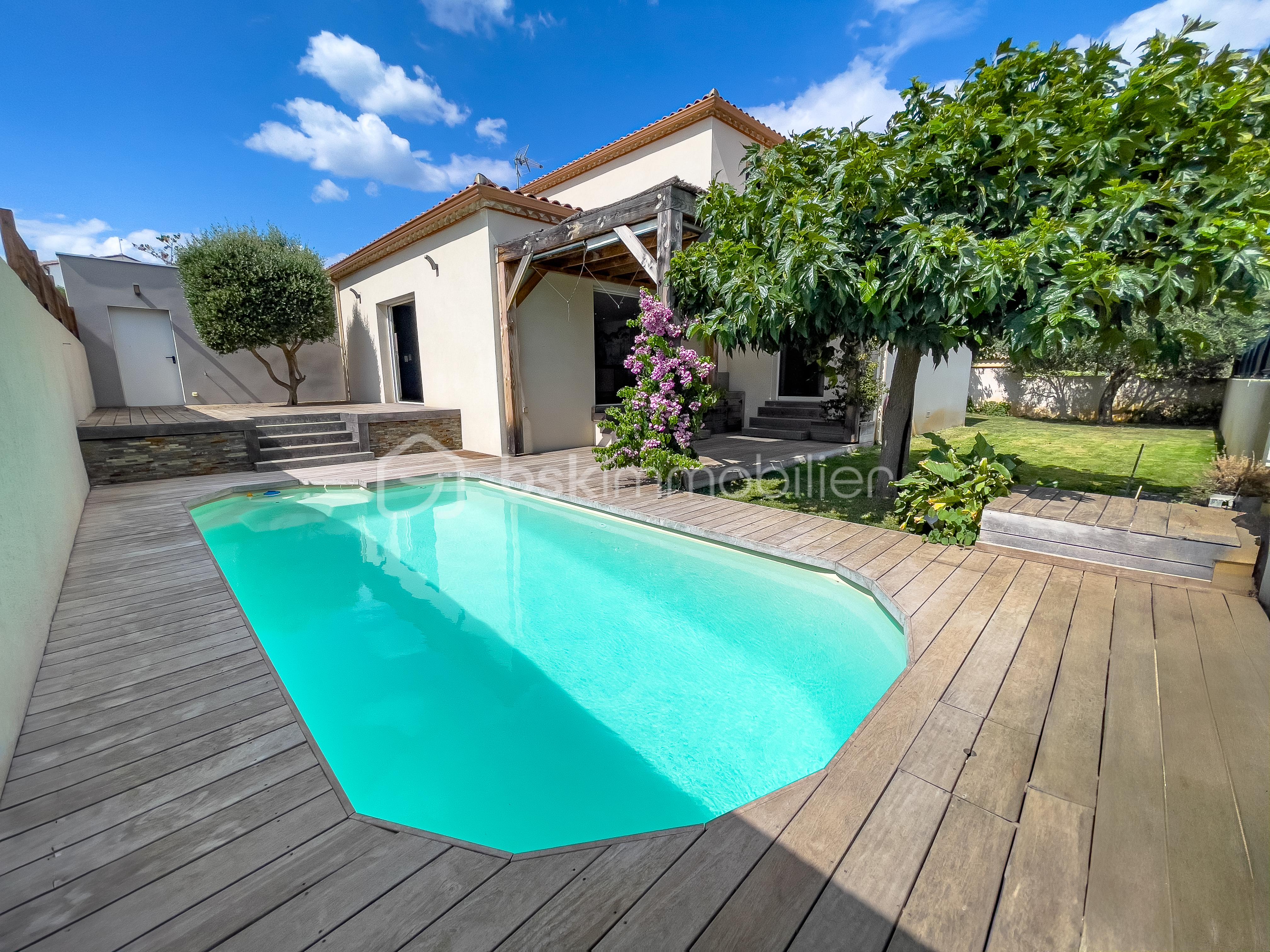 Villa de 150 m² - EXTERIEUR PISCINE 2 TER.jpg