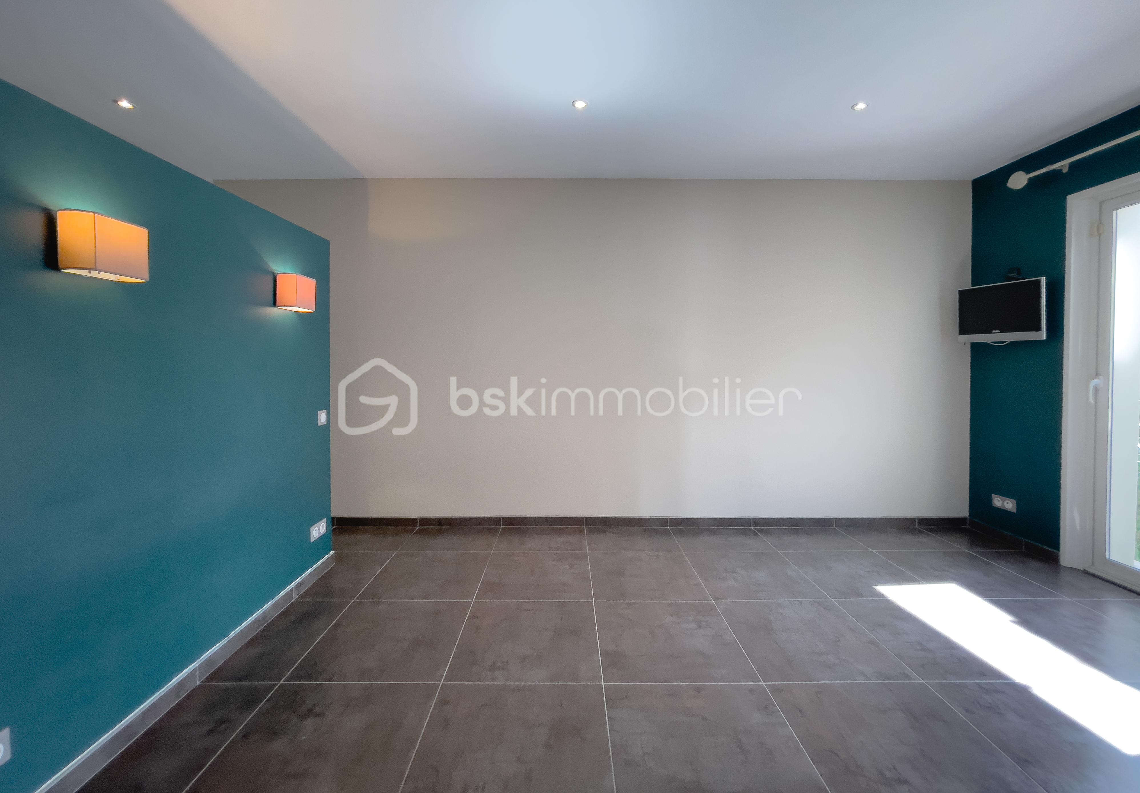 Villa de 150 m² - CHAMBRE RDC 1.jpg