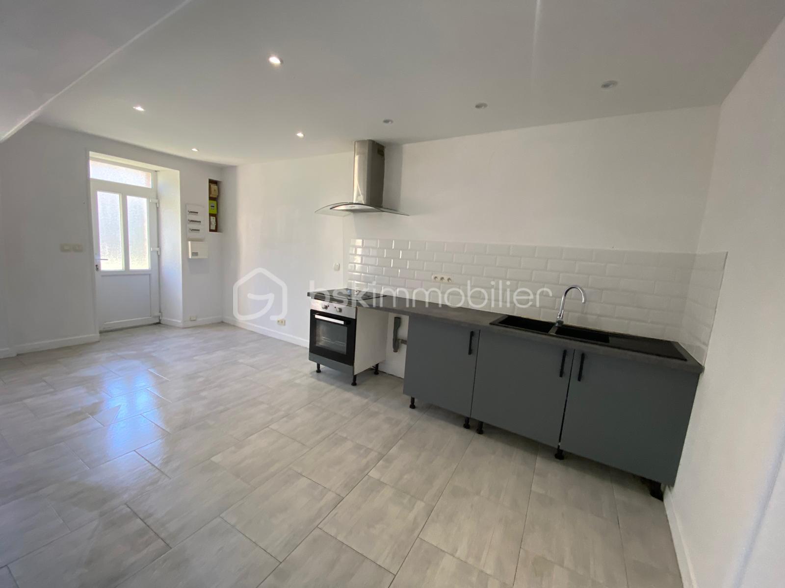 Maison en pierre de 100 m² - IMG-20250831-WA0008.jpg