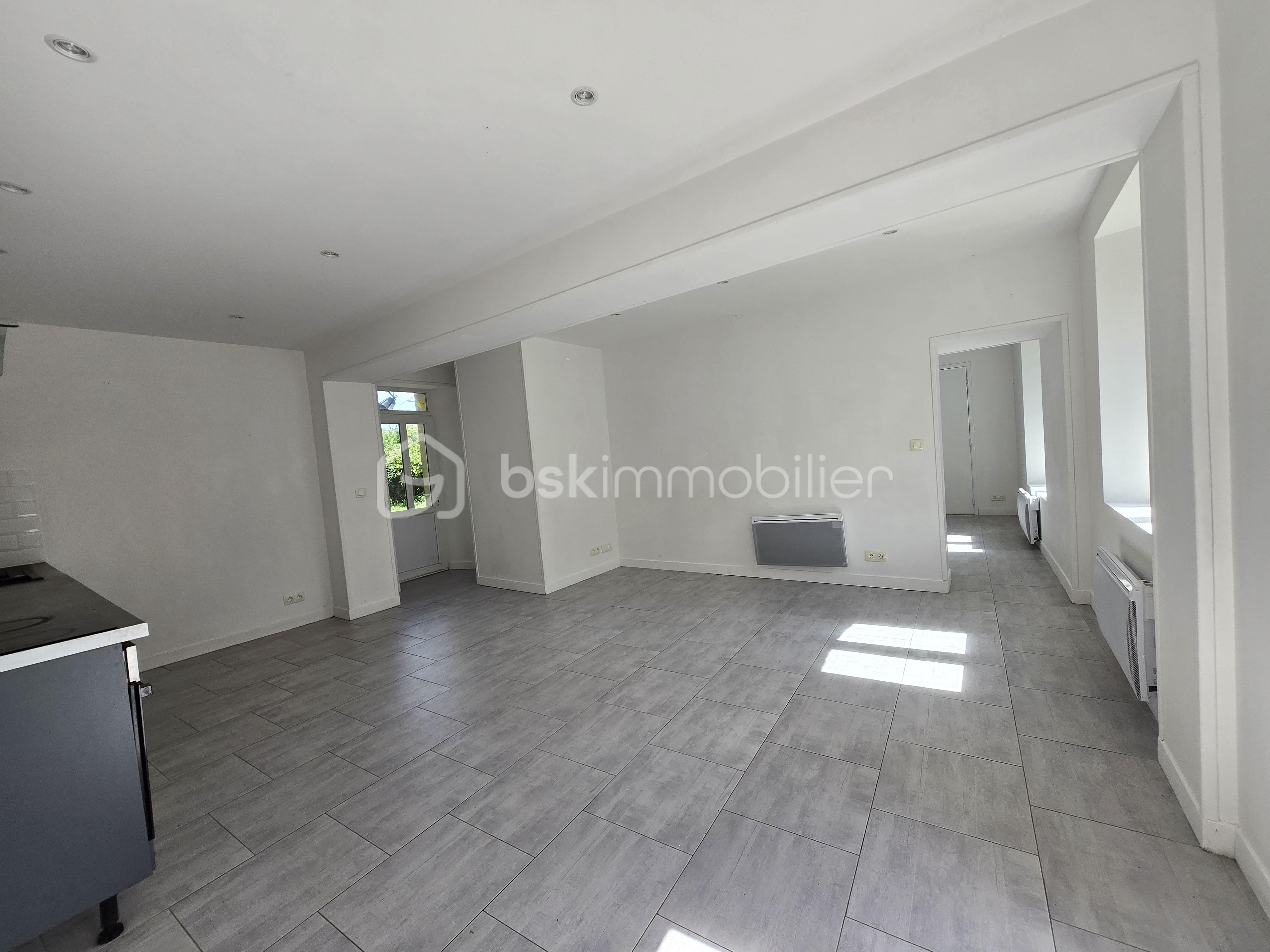Maison en pierre de 100 m² - 5ed14b11-d6f8-4301-b05a-7f42df838005.jpg