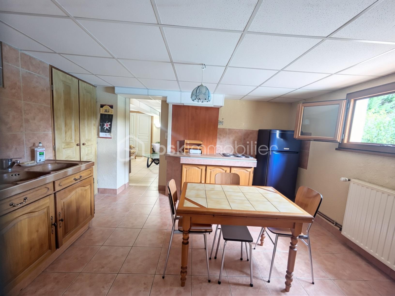 Maison d architecte de 300 m² - cuisine bas2.png
