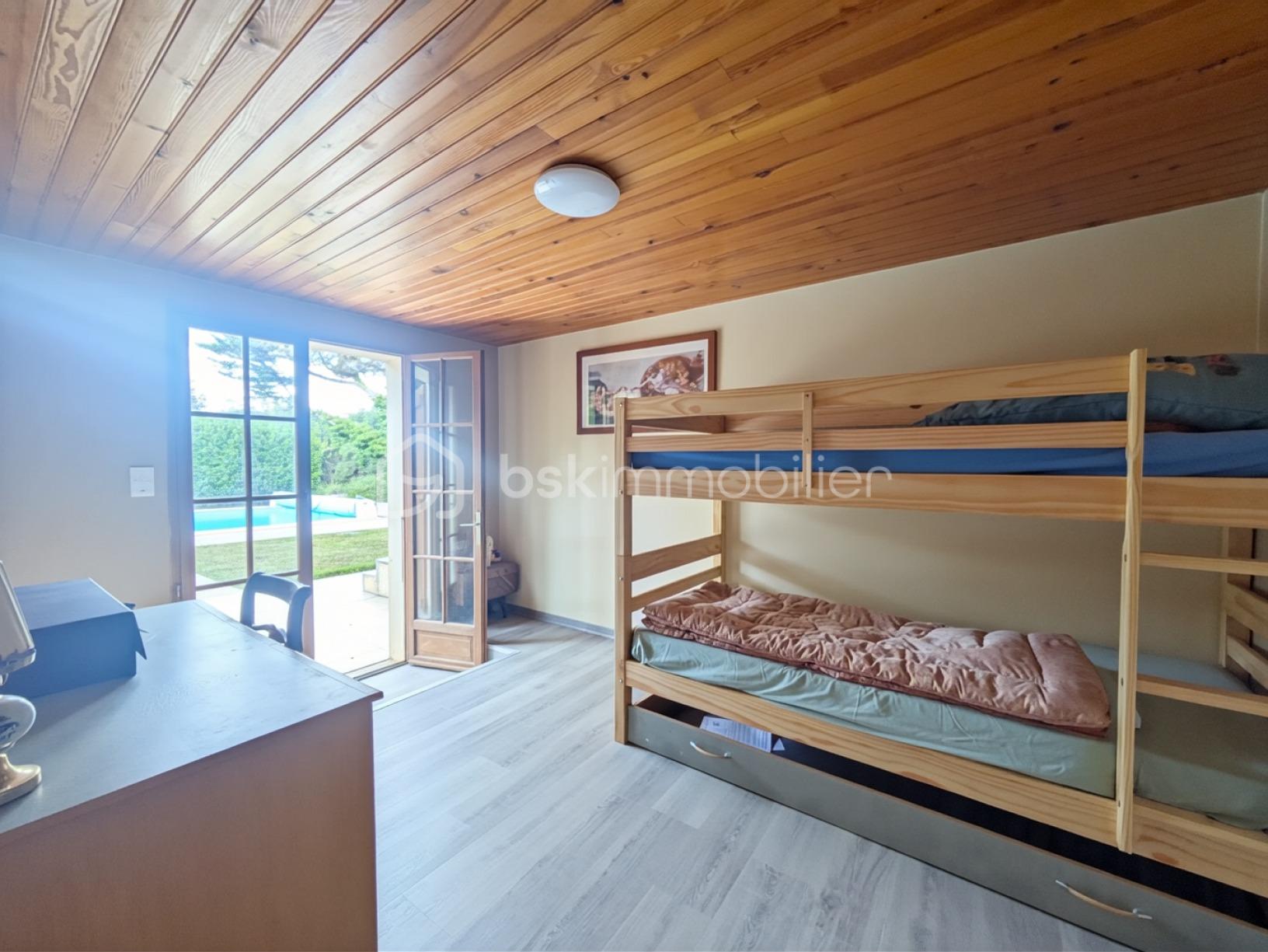 Maison d architecte de 300 m² - 19ch sous sol.jpg