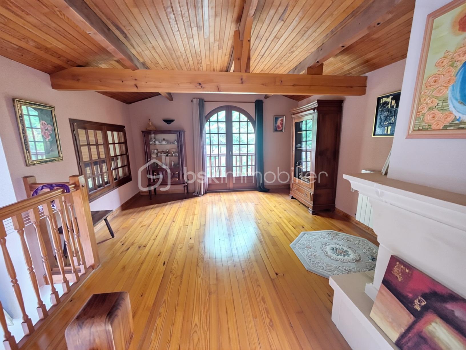 Maison d architecte de 300 m² - 10salon étage.jpg