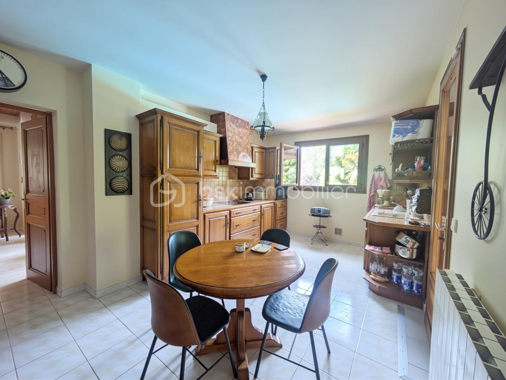 Maison d architecte de 300 m² - 6cuisine.jpg