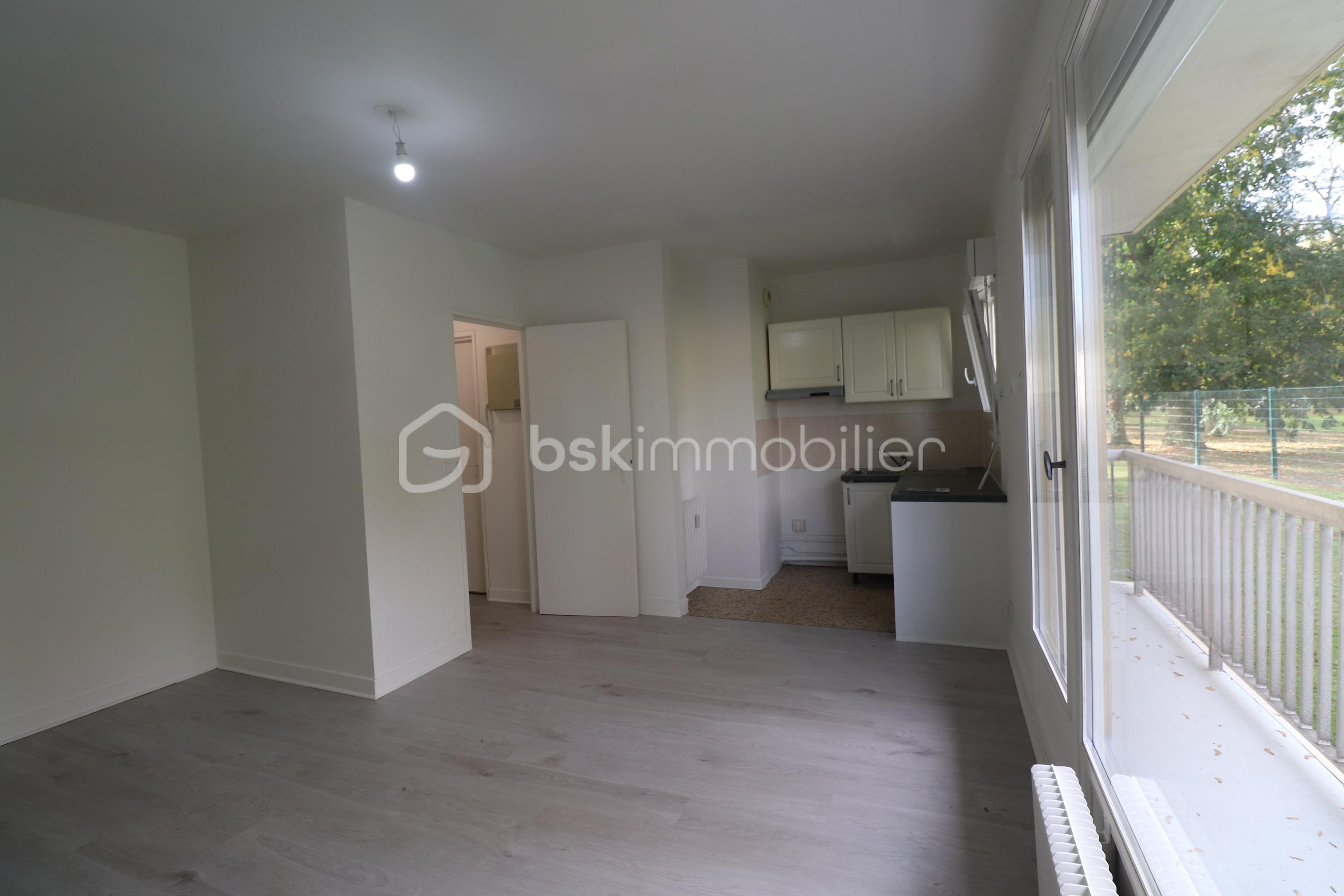 Appartement de 24,49 m² - 2PIECE PRINC.JPG