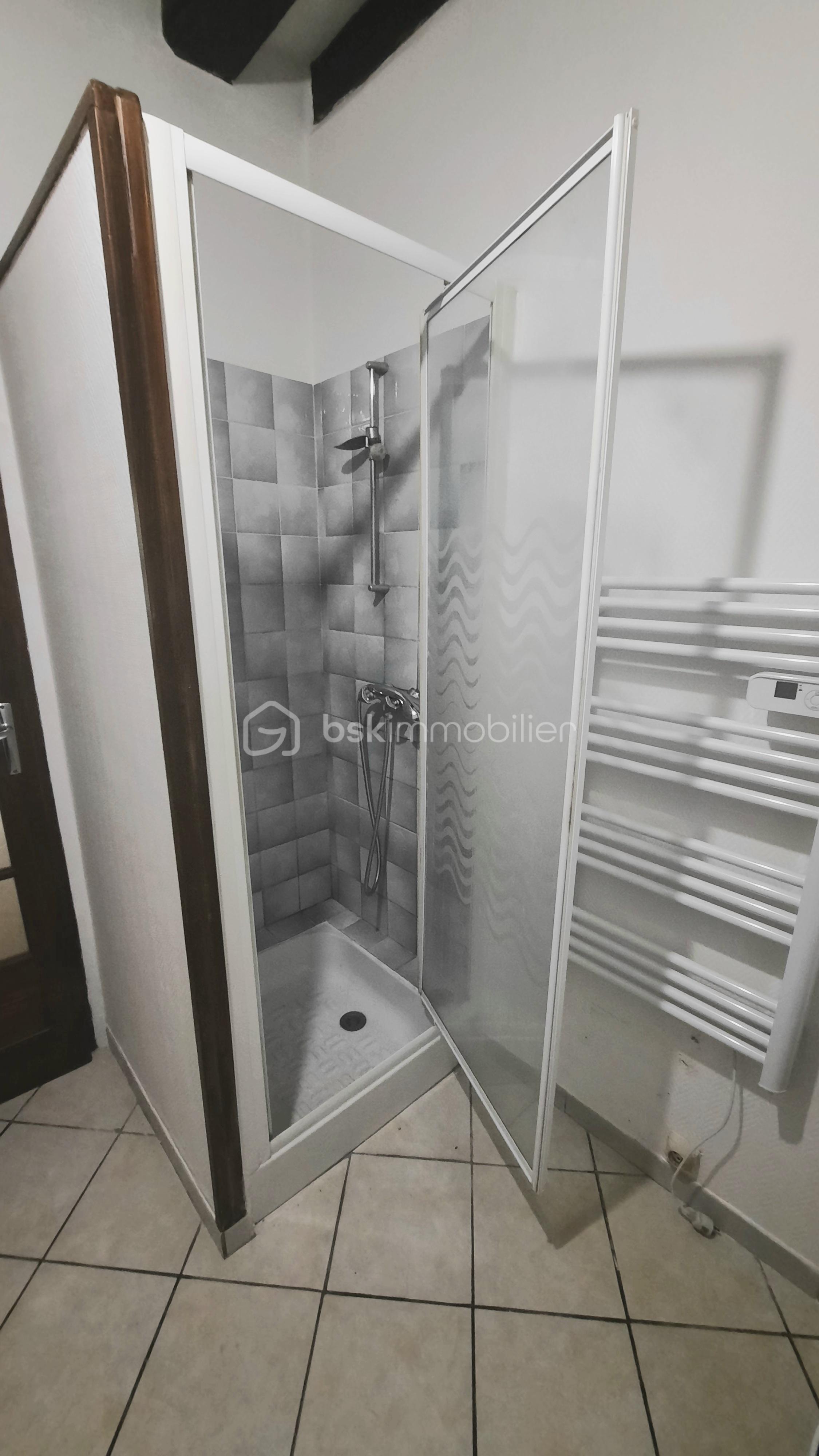 Immeuble mixte de 99 m² - 20260117_122109.jpg