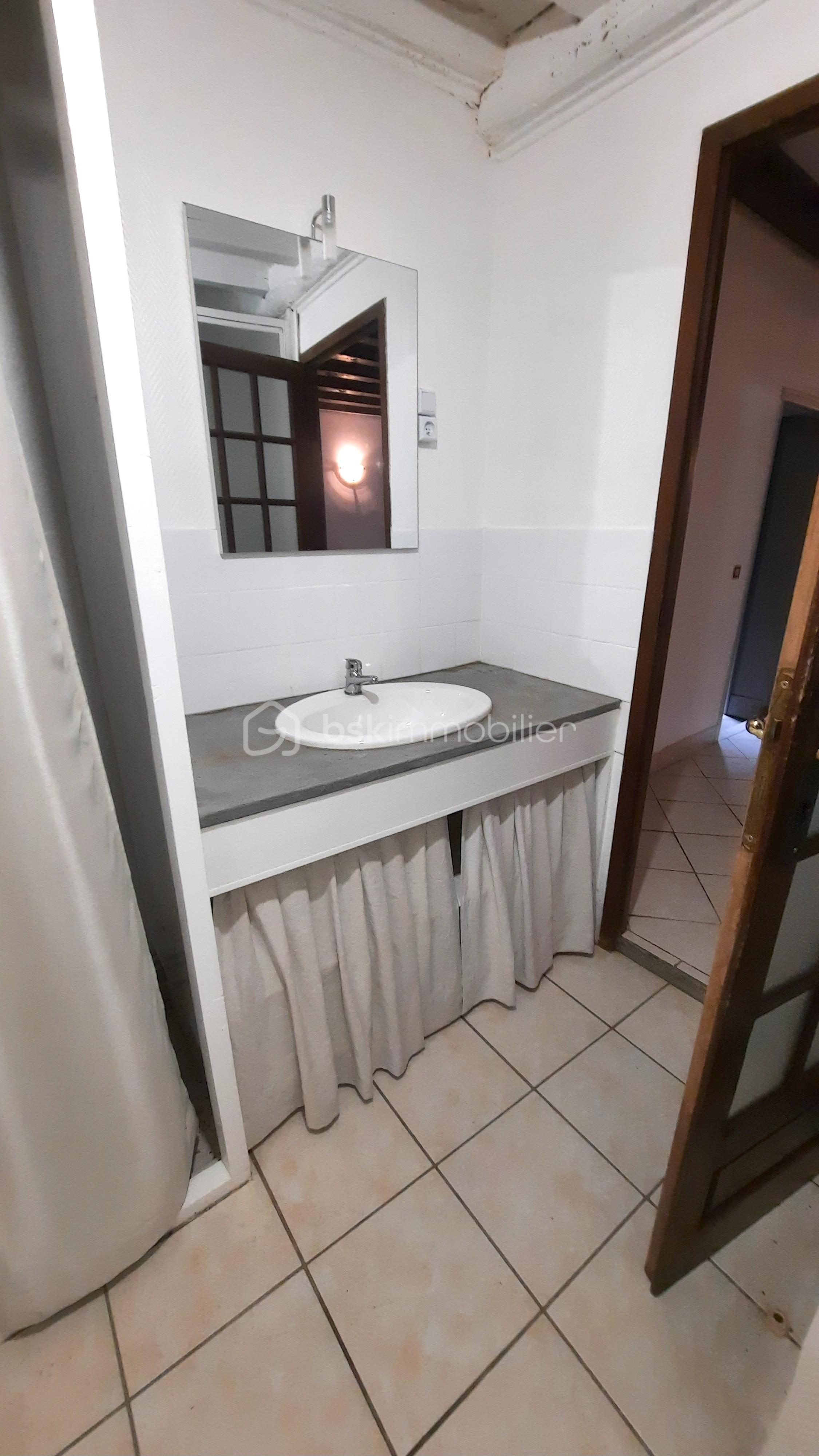 Immeuble mixte de 99 m² - 20250922_165209 (1).jpg