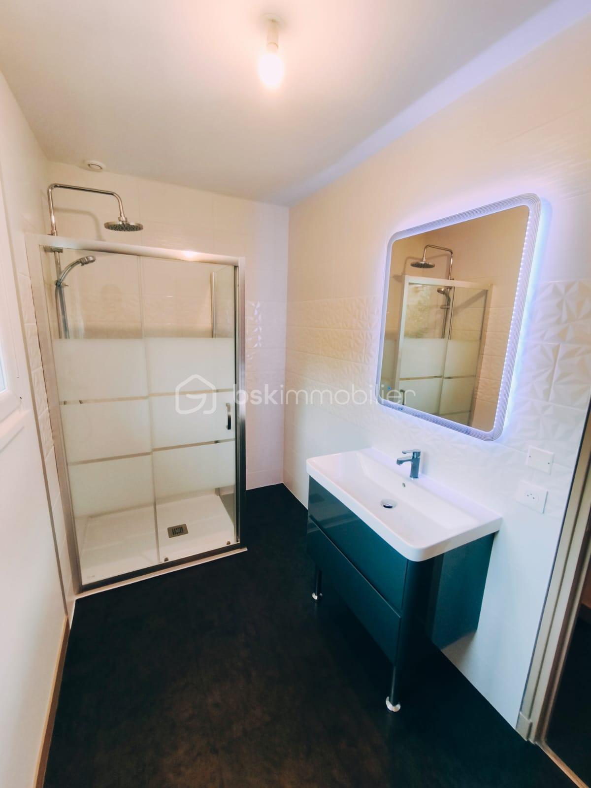 Maison de 48 m² - WhatsApp Image 2025-10-03 à 21.43.27_eec7fd24.jpg