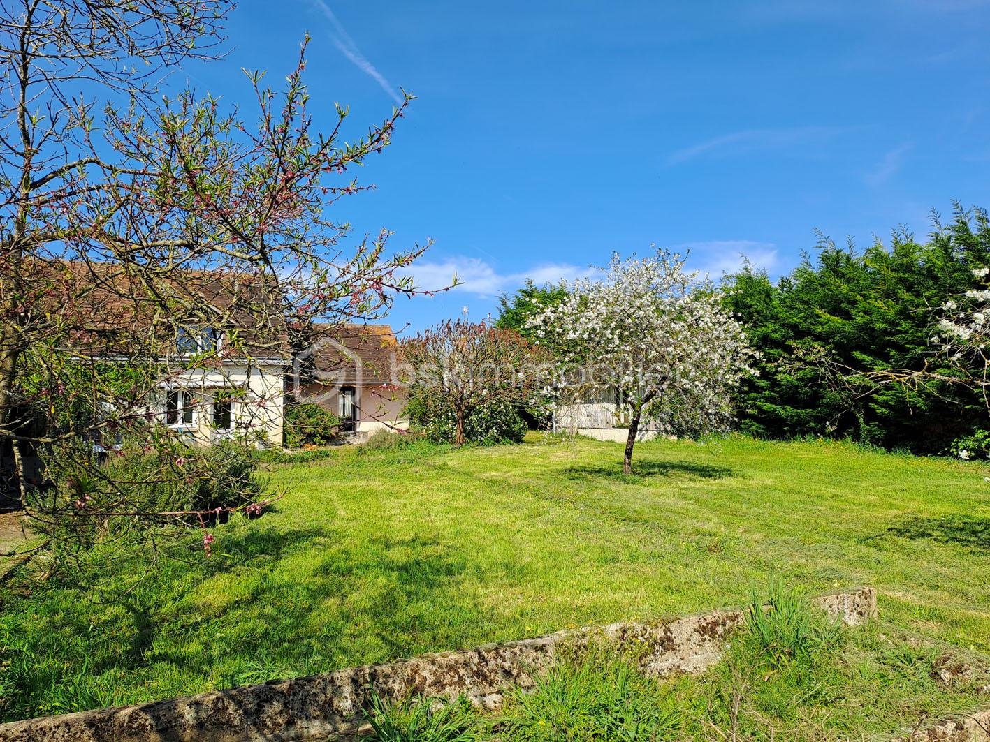 Maison en pierre de 151 m² - 19 EXTERIEUR 3.jpg