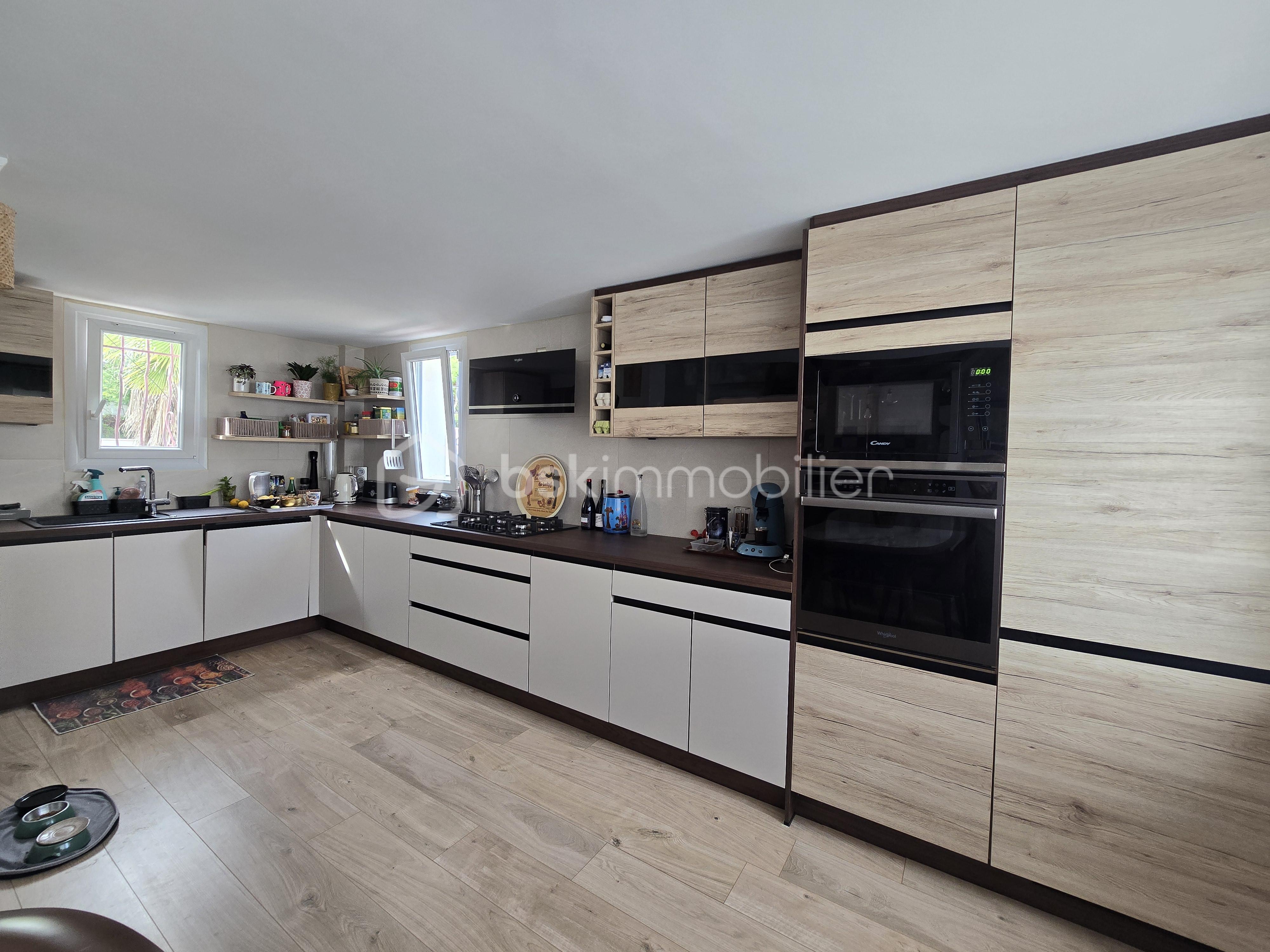 Maison contemporaine de 200 m² - 20250605_170333.jpg