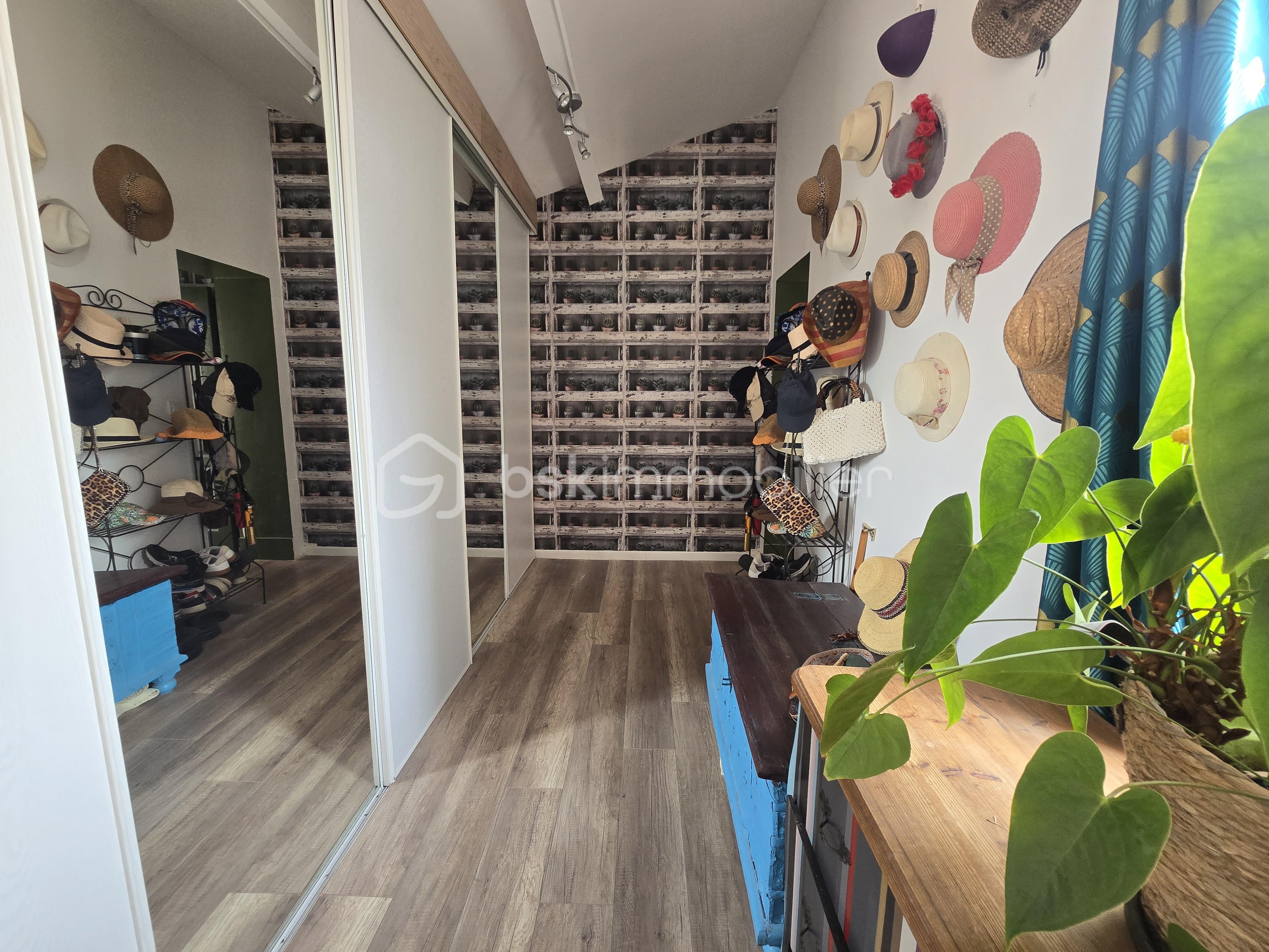 Maison contemporaine de 200 m² - 20250605_165921.jpg