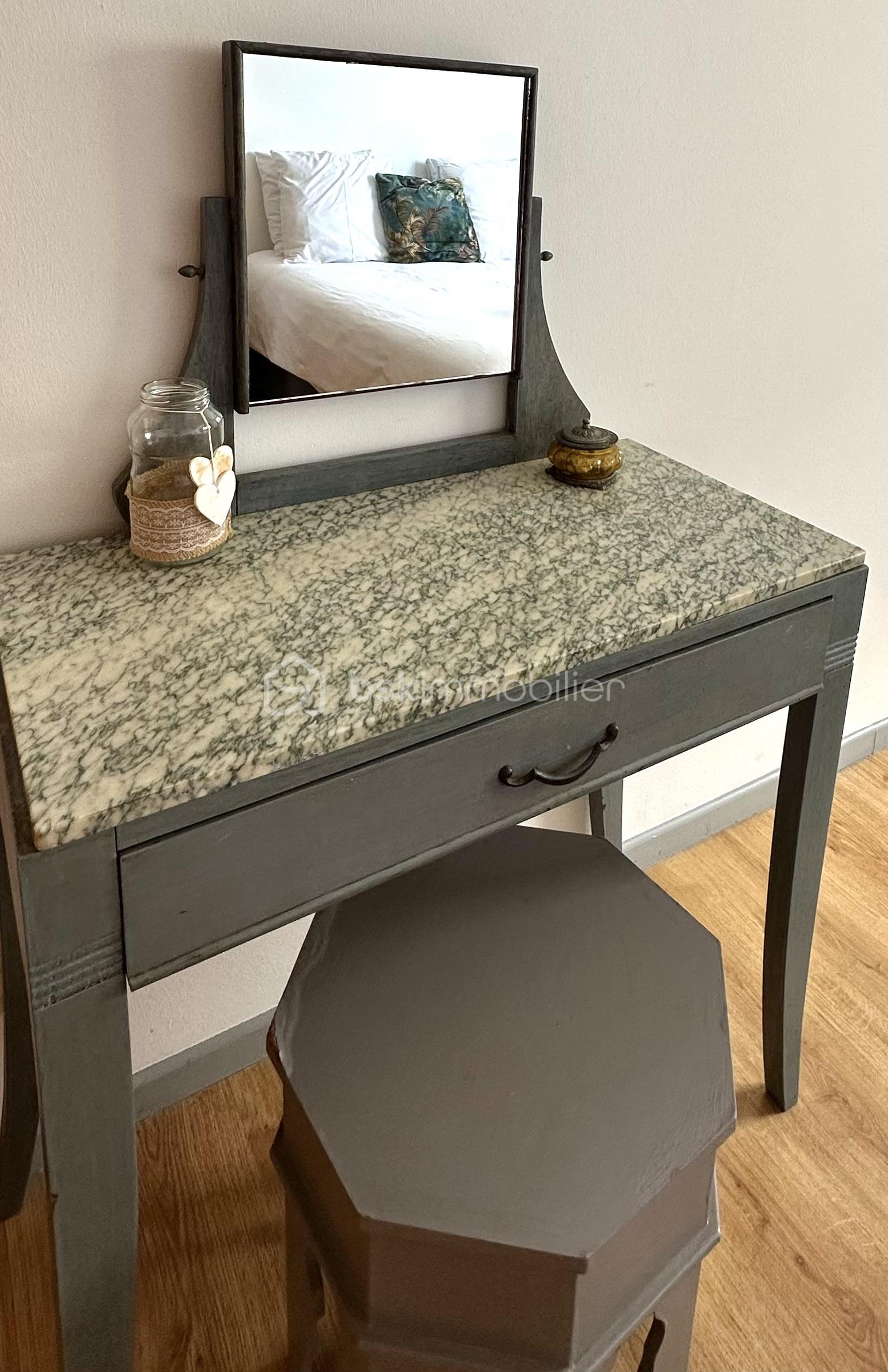 18 chambre 4 - etage -GROS PLAN MEUBLE OK.jpg