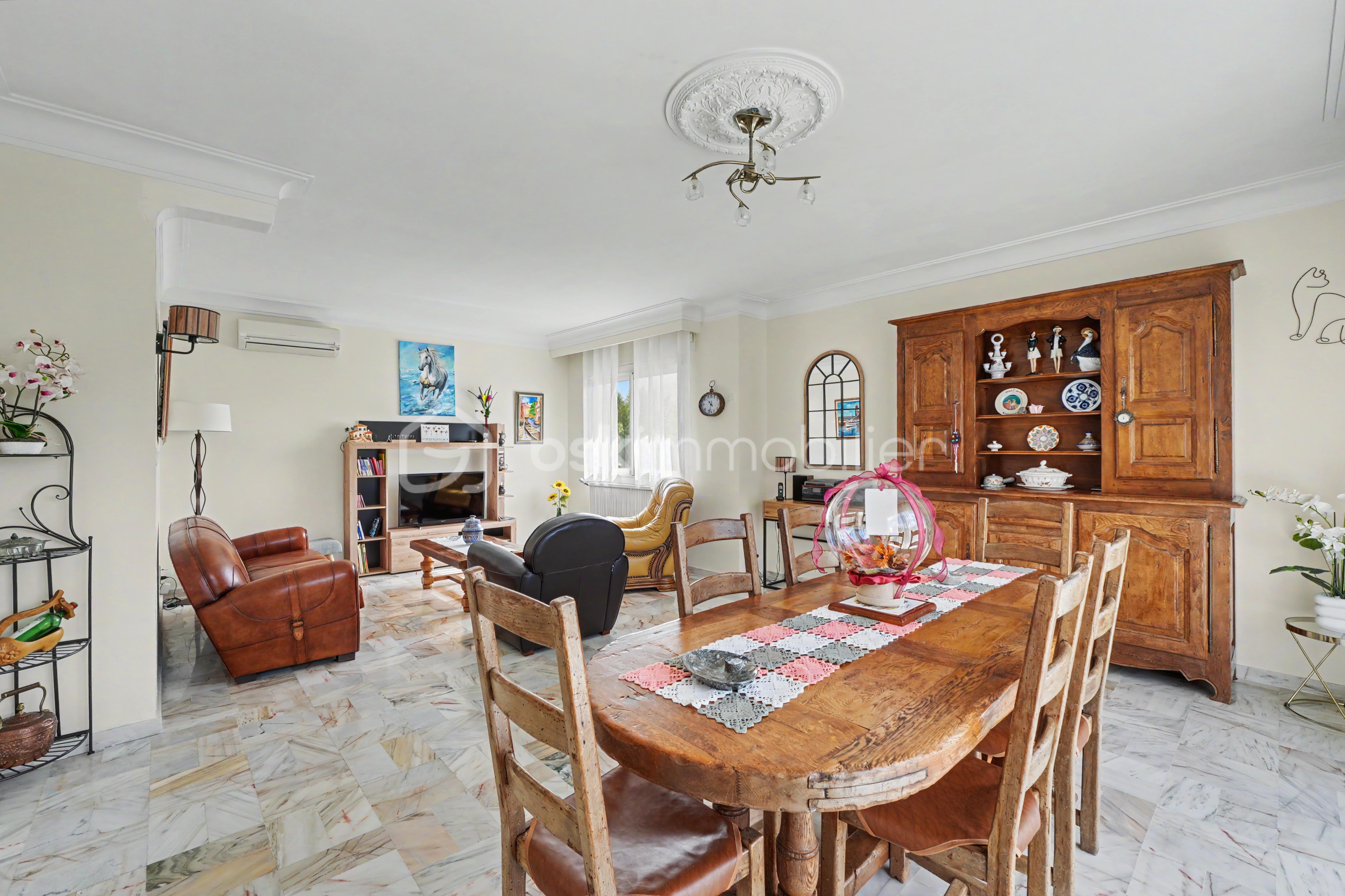 Salon Salle à manger.jpeg