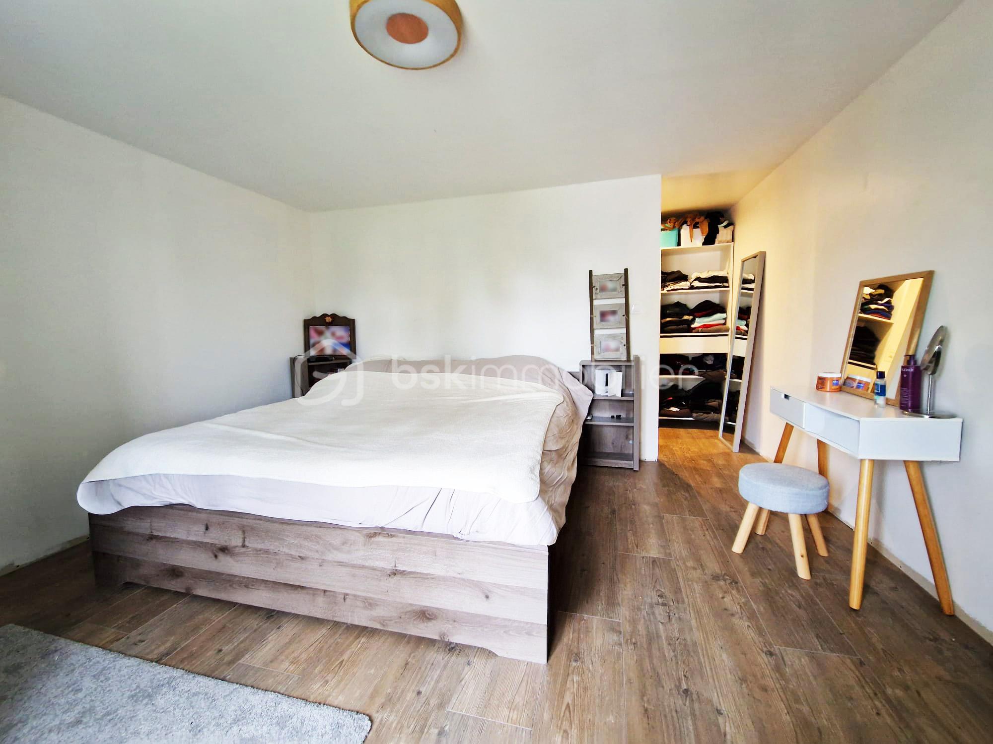 IMMOBILIER HOUDAN CELINE VAN DE WALLE BSK 13.jpg