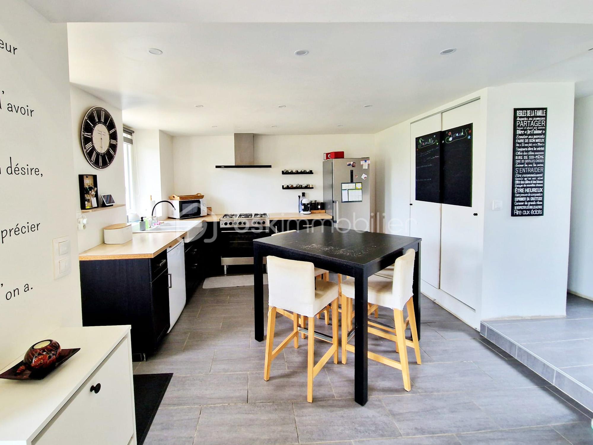 IMMOBILIER HOUDAN CELINE VAN DE WALLE BSK 10.jpg