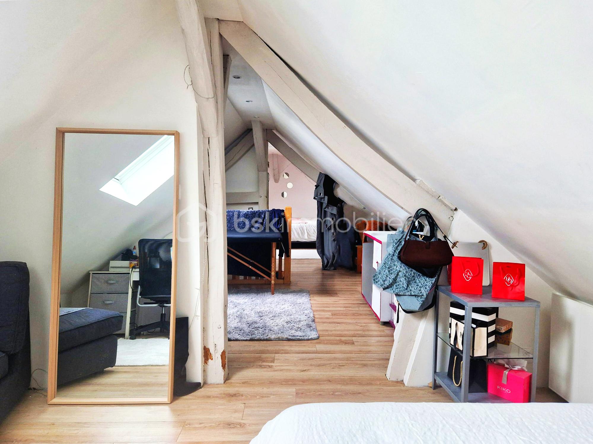 IMMOBILIER HOUDAN CELINE VAN DE WALLE BSK 19.jpg
