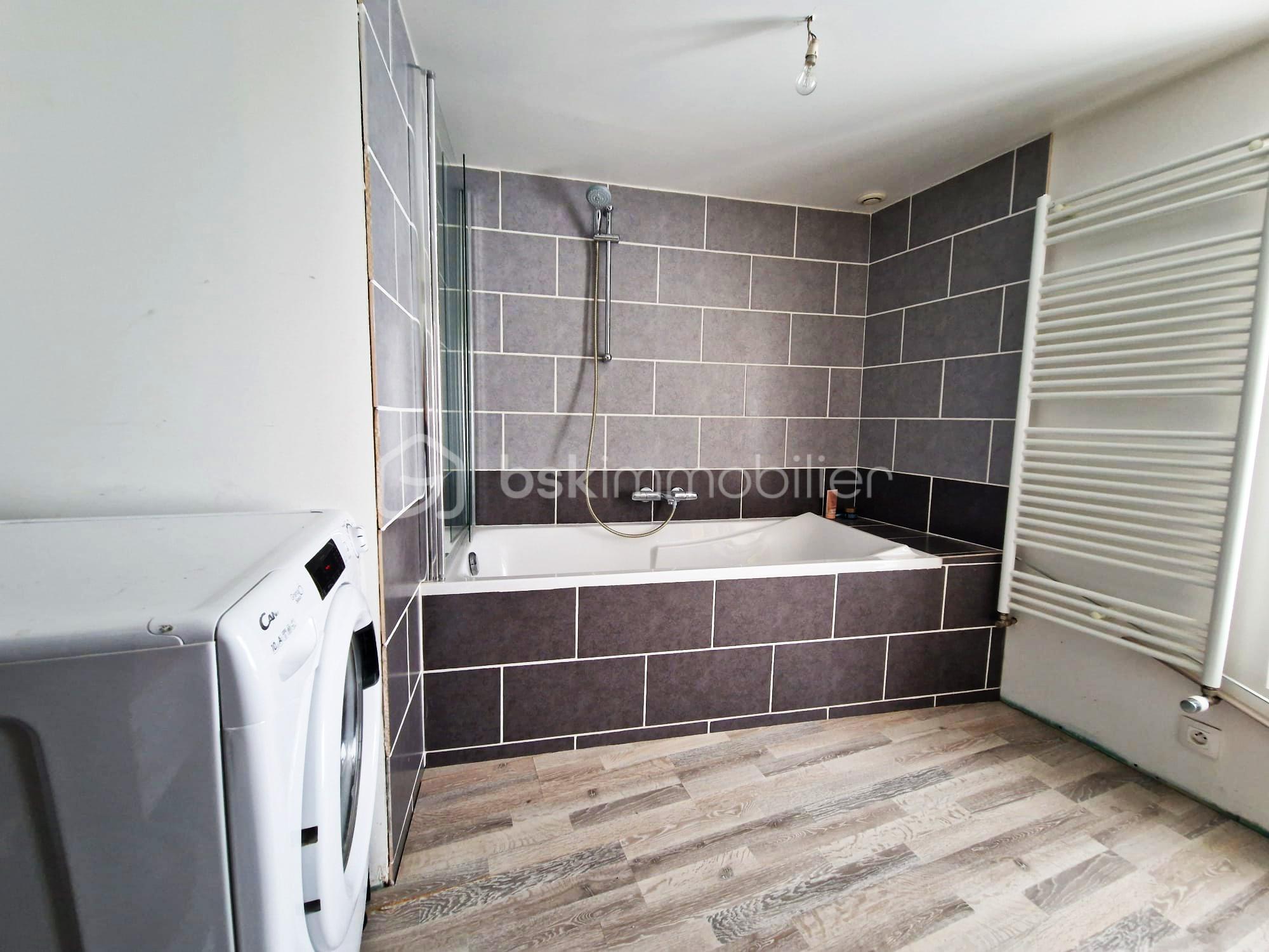 IMMOBILIER HOUDAN CELINE VAN DE WALLE BSK 20.jpg