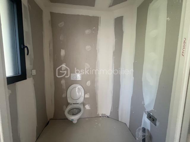 Maison de 150 m² - WC.jpg