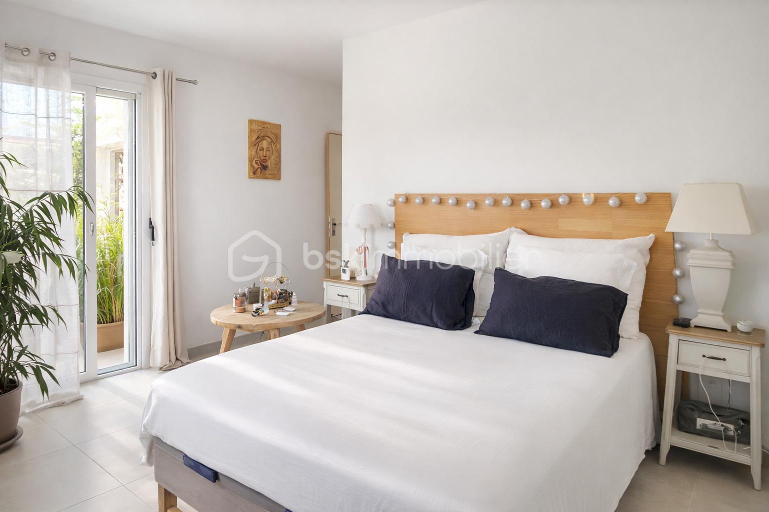 MAISON A VENDRE VISAN 364000€ EMILIE BROCHE 0629326964  (8).png